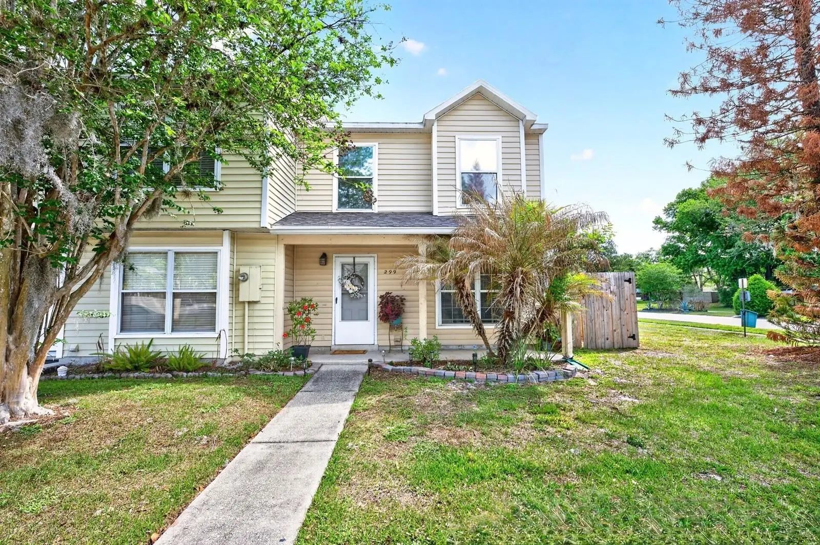 299 Woodgreen Lane, FL