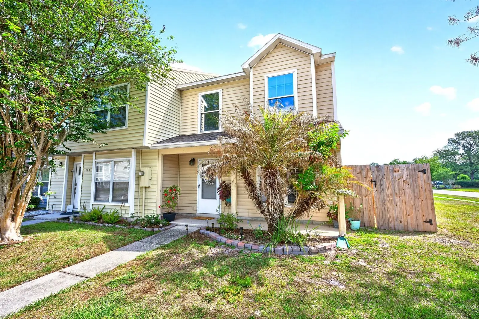 299 Woodgreen Lane, FL