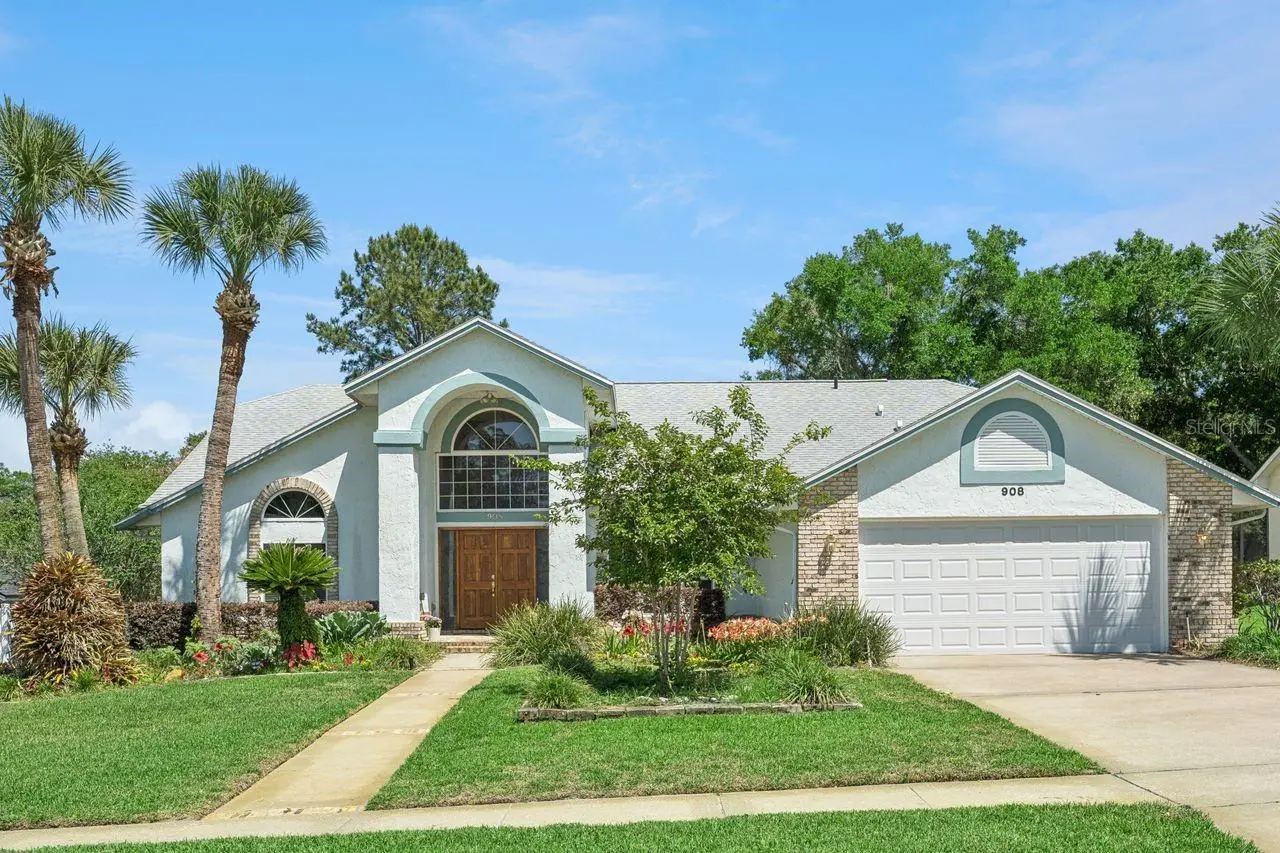 908 Almond Tree Circle, FL
