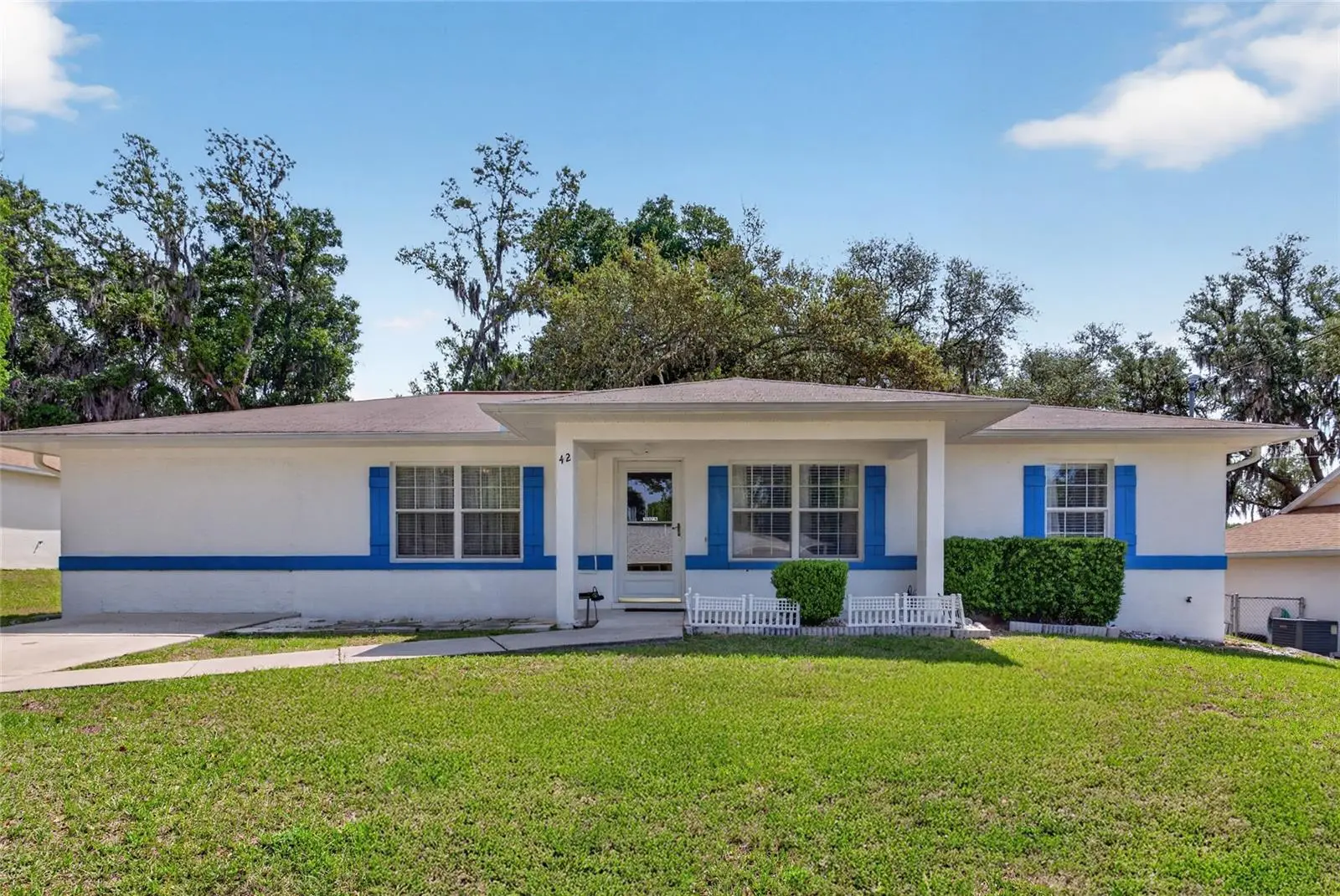 42 Larch Radial, FL