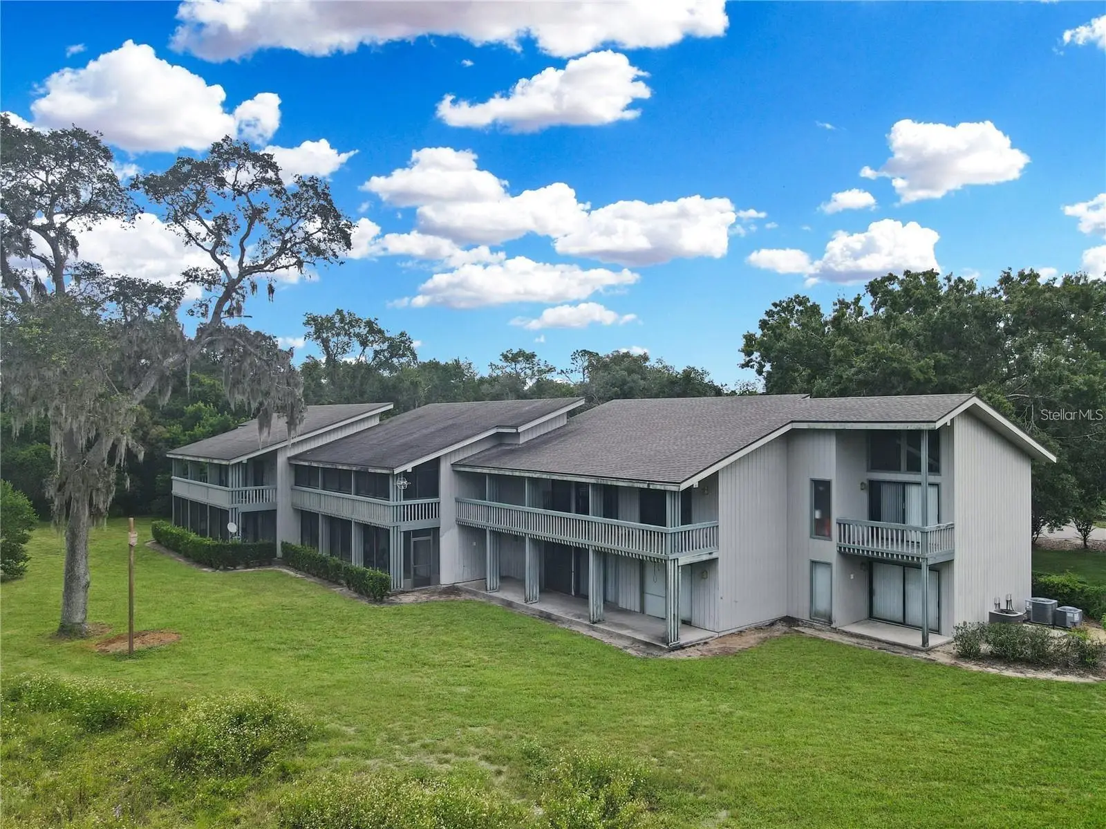 3566 Camelot Drive, FL