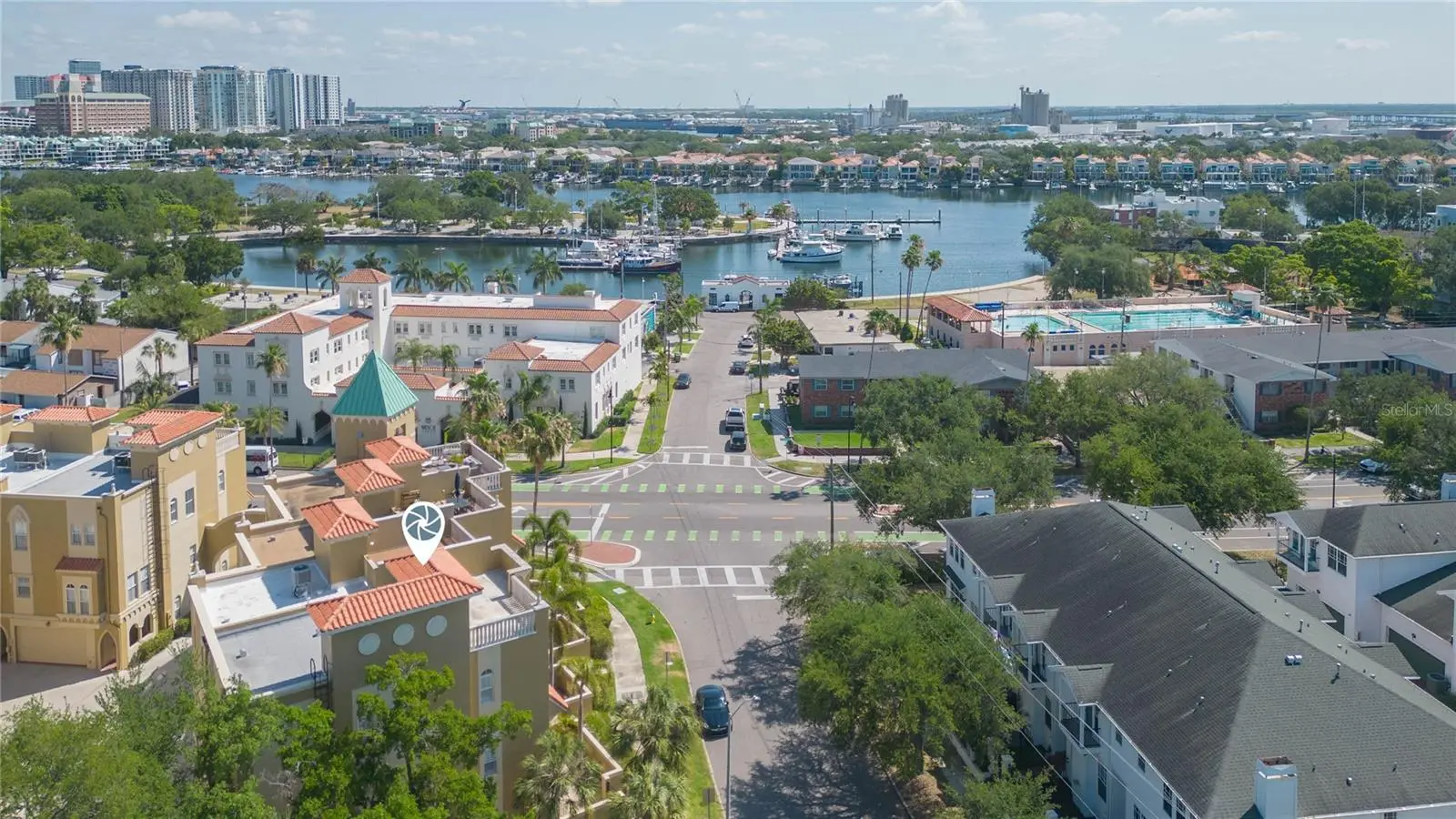 114 Davis Boulevard, FL