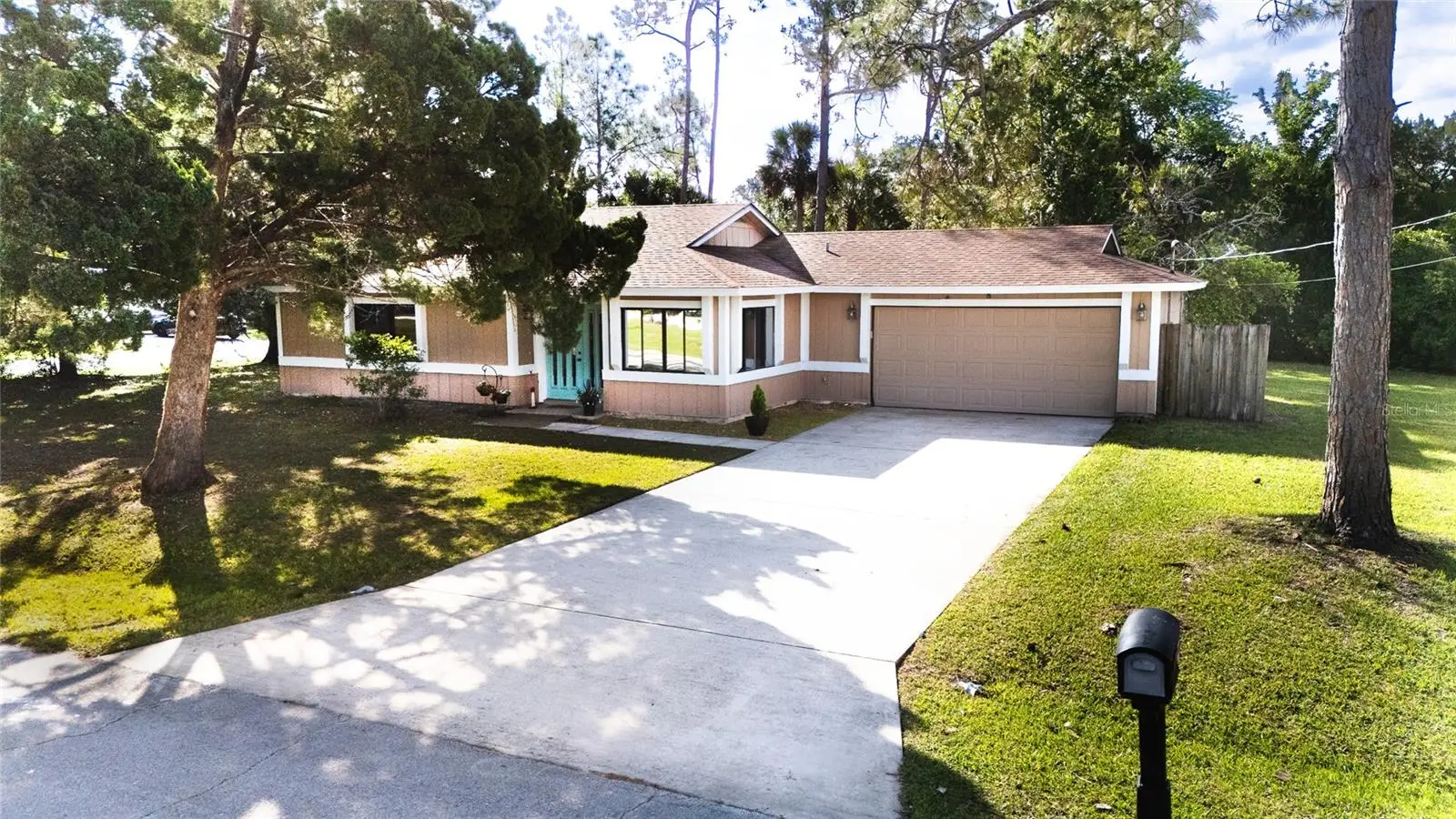 8 Lladd Court, FL