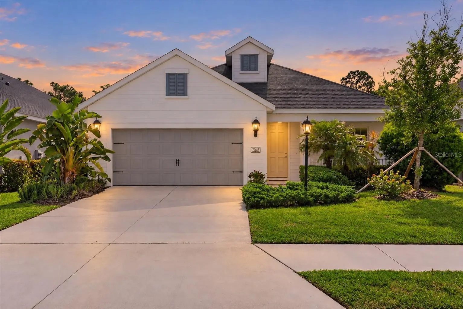 7526 Ridgelake Circle, FL