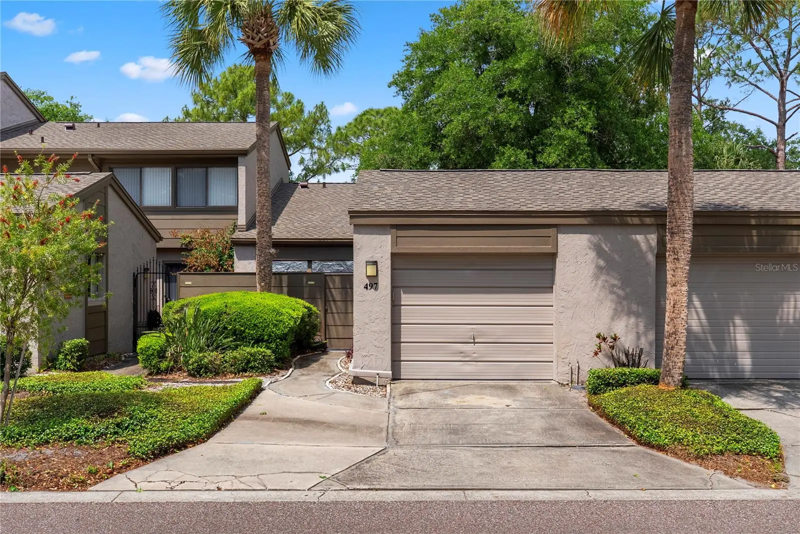 497 Meadowood Boulevard, FL