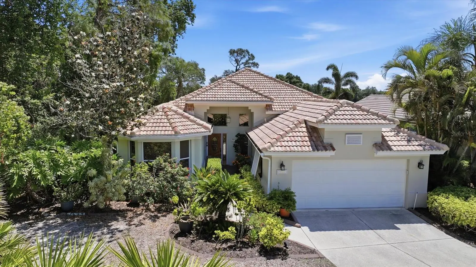8009 Hampton Court, FL