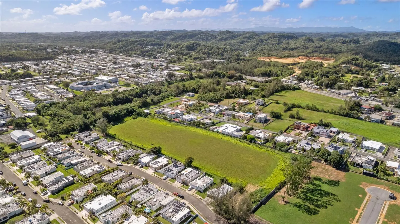 682 Santana Road, PR