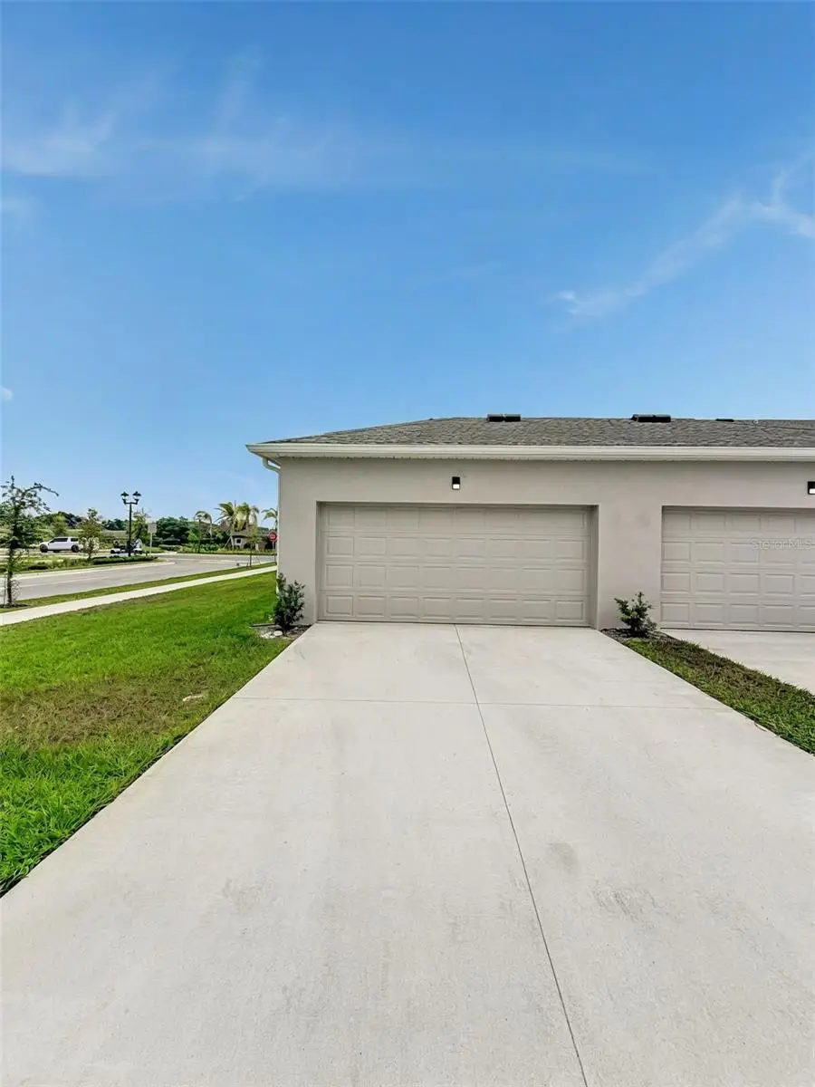 1955 Stake Out Way, FL