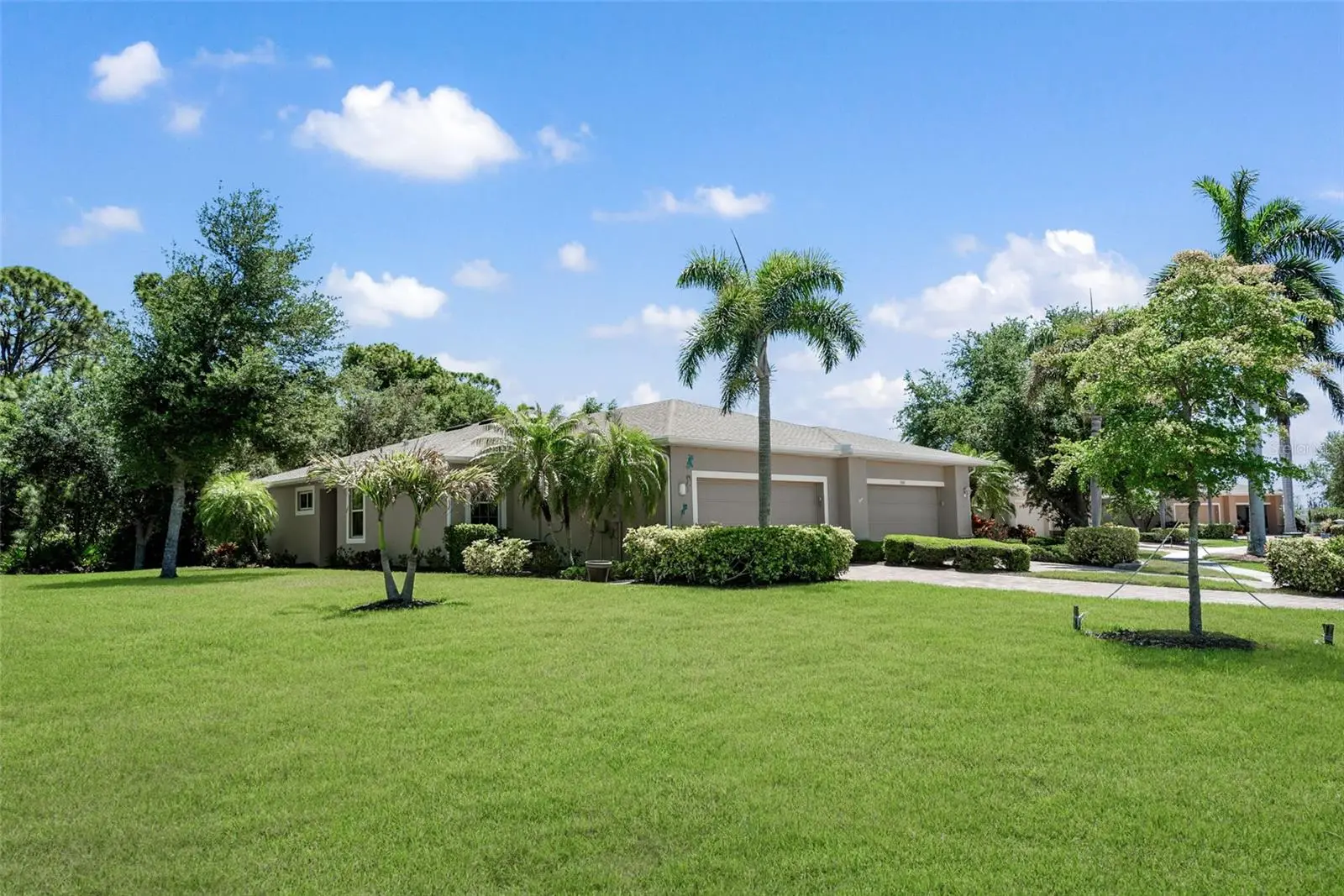 29696 Ontario Court, FL