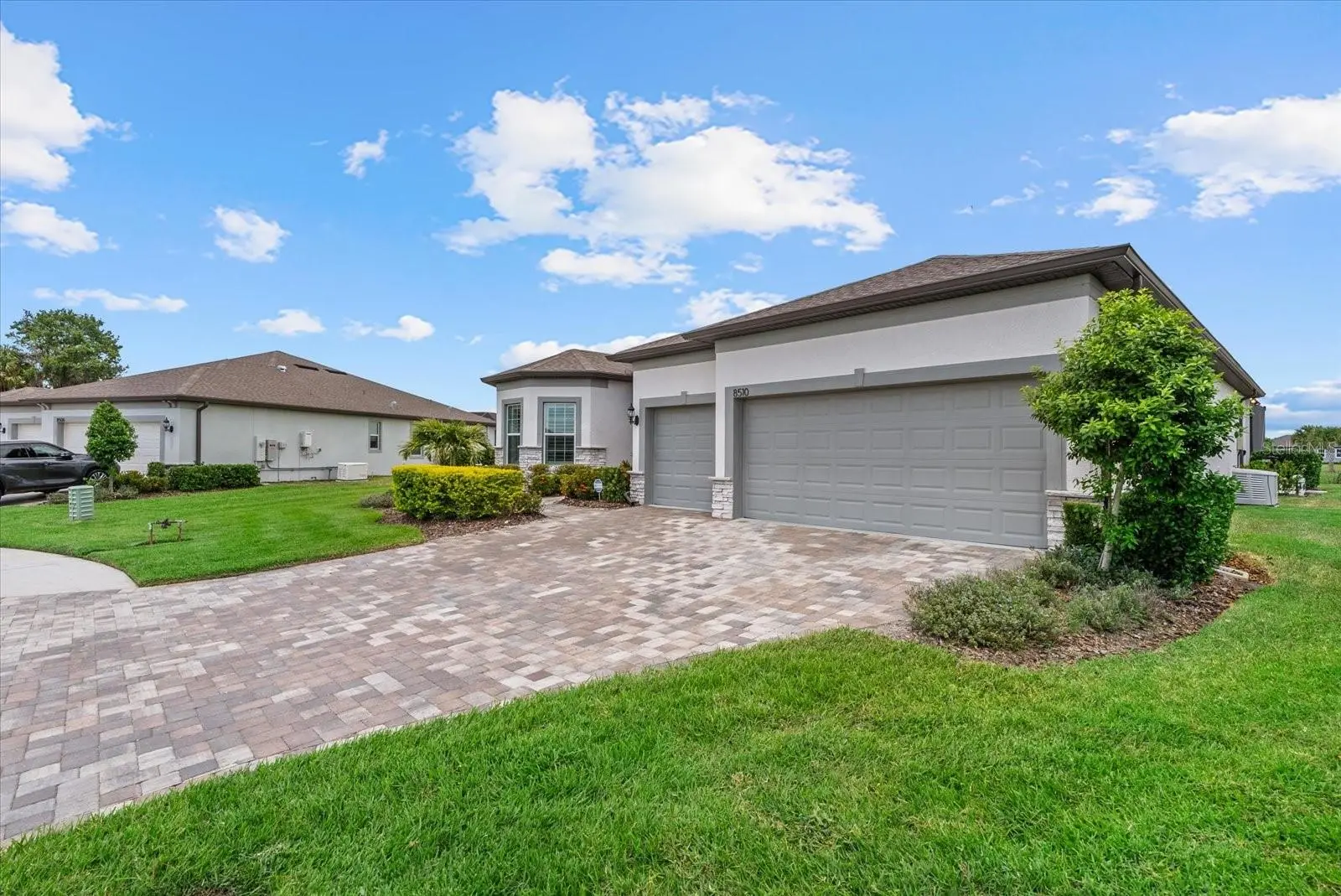 8510 Coastal Palms Glen, FL