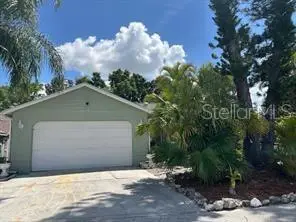 7715 33rd Ln E
