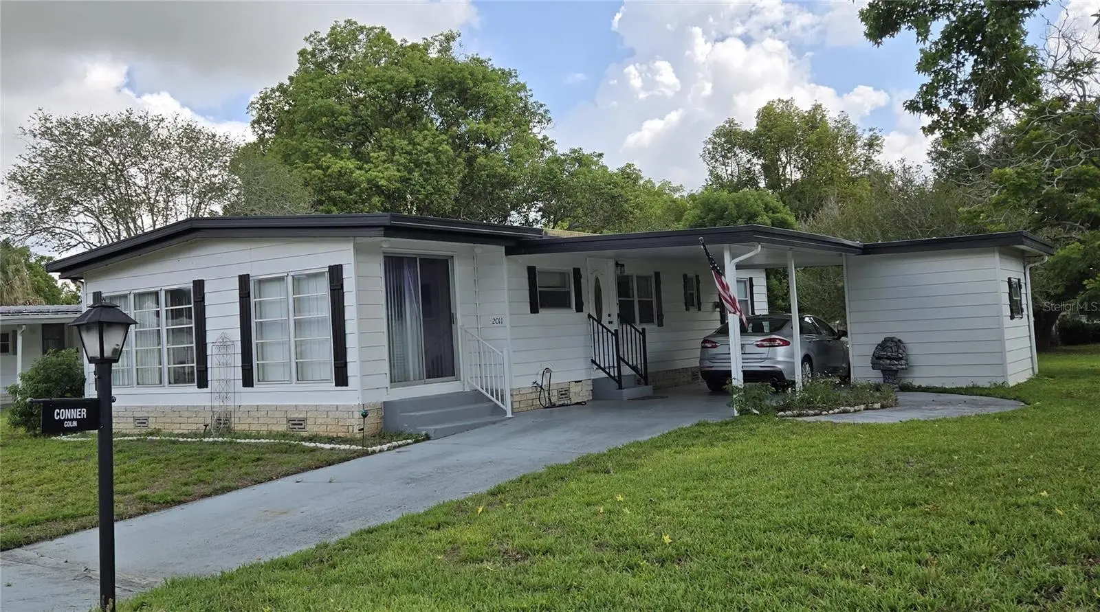 2011 Oak Grove Drive, FL