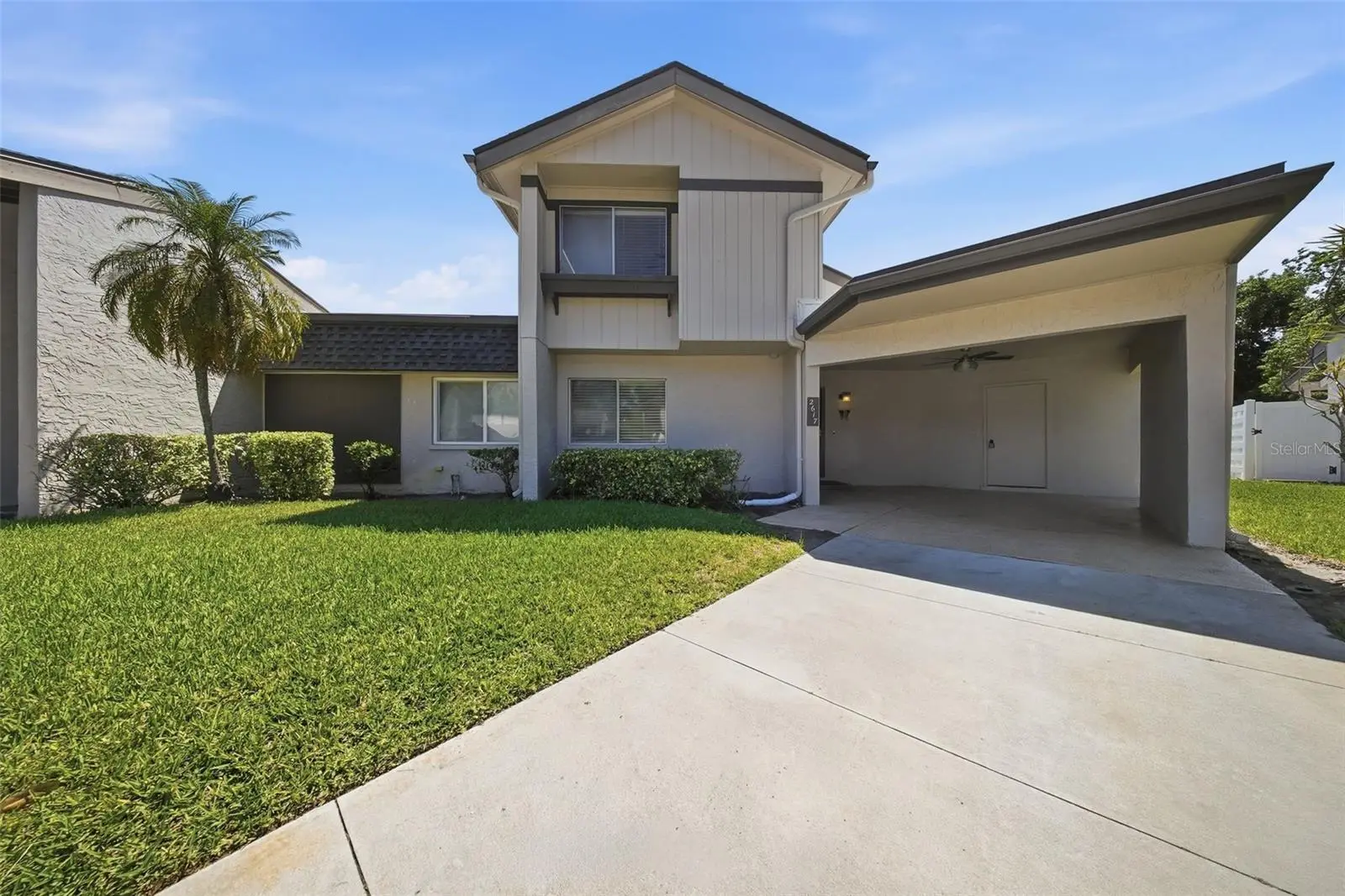 2617 Barksdale Court, FL