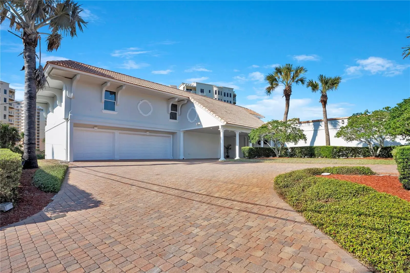2117 Ocean Drive, FL