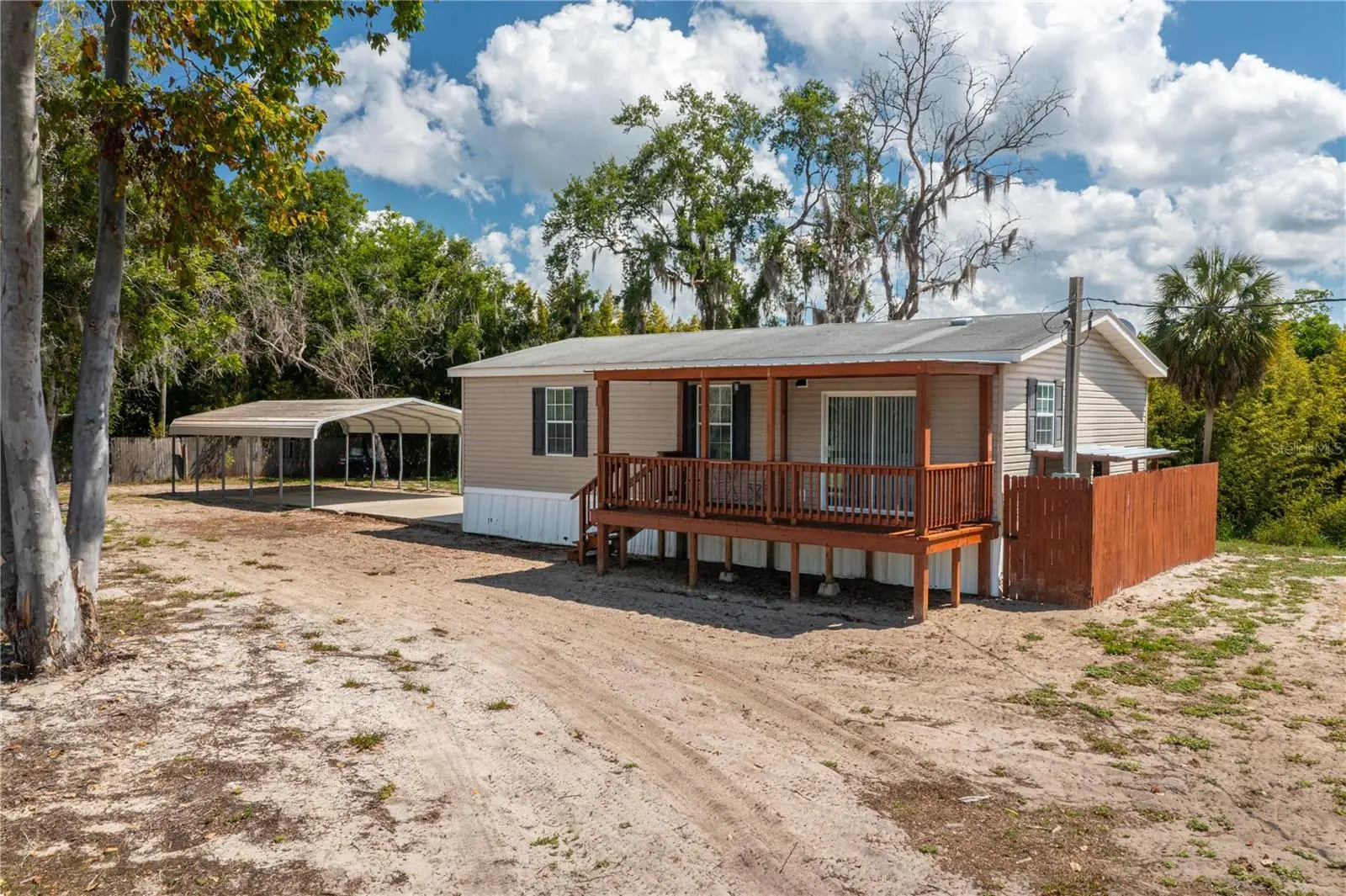 991 Bay Court, FL