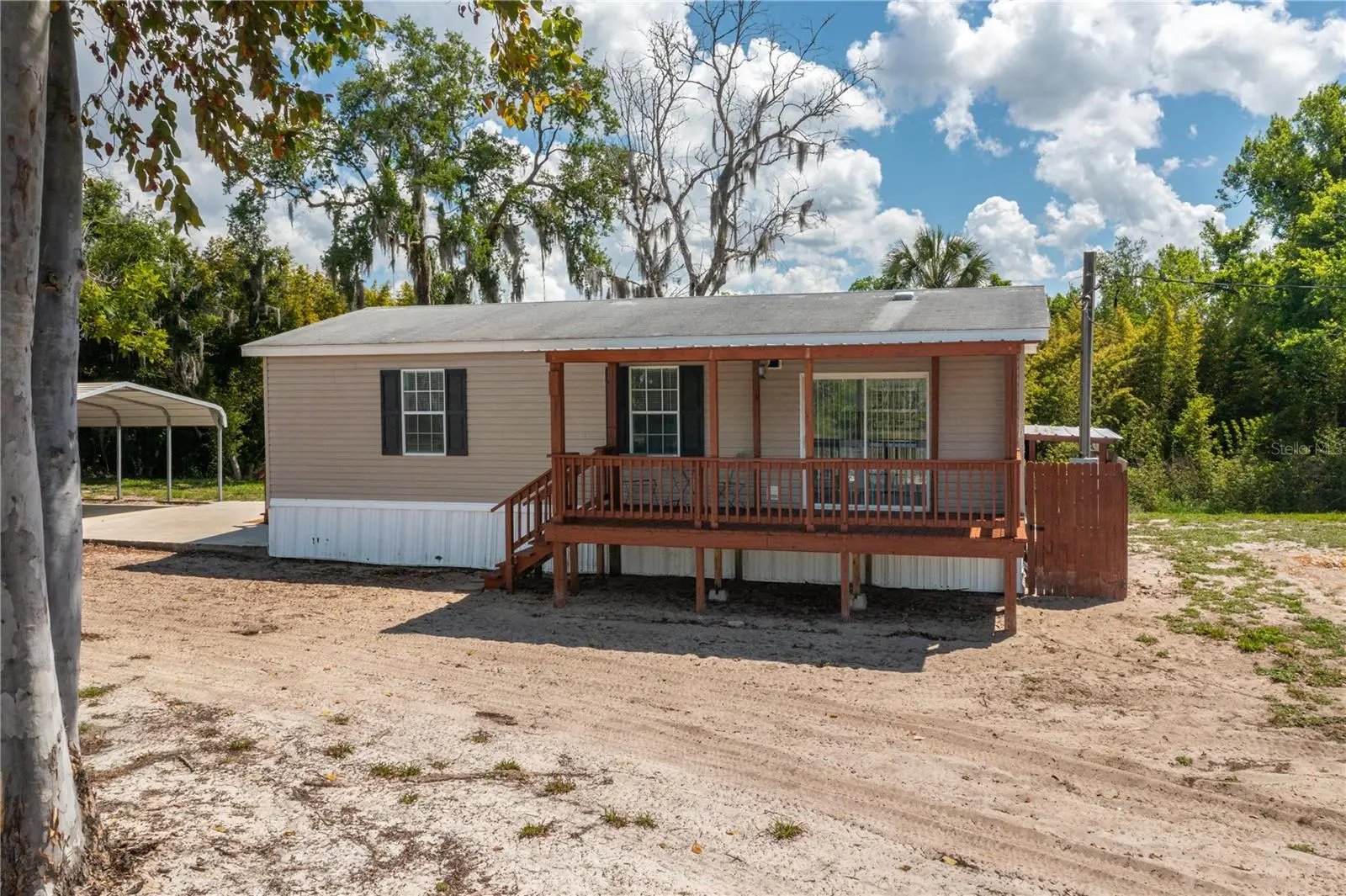 991 Bay Court, FL