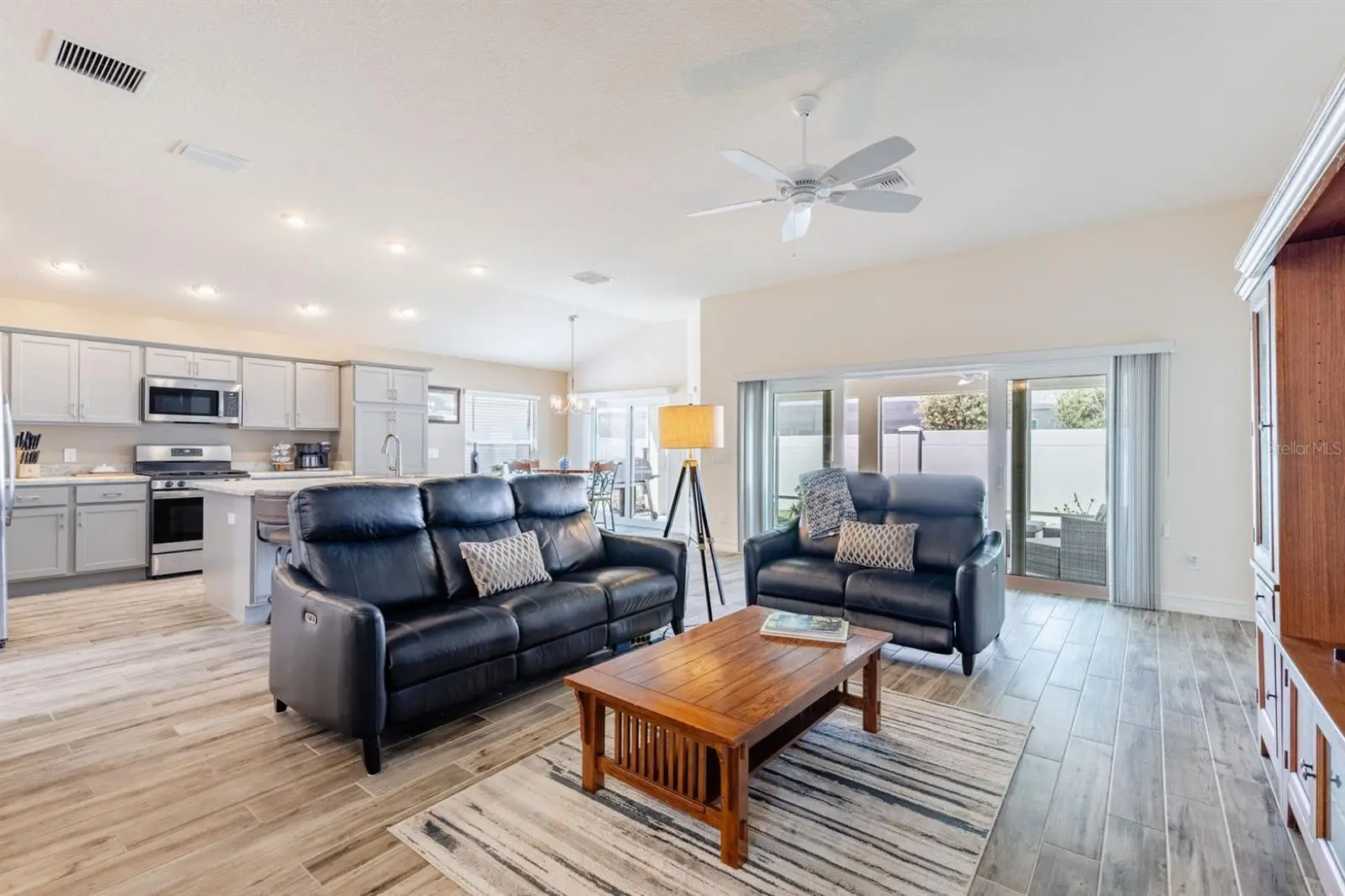 580 Gough Place, FL