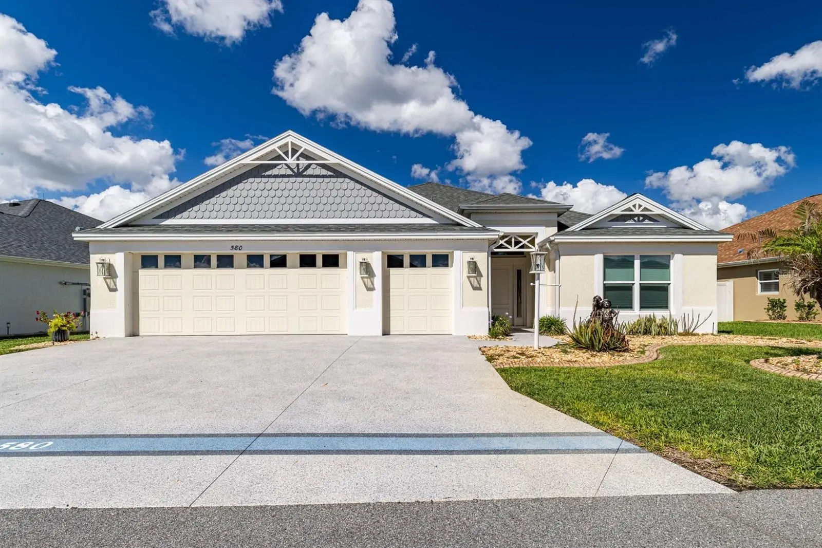 580 Gough Place, FL
