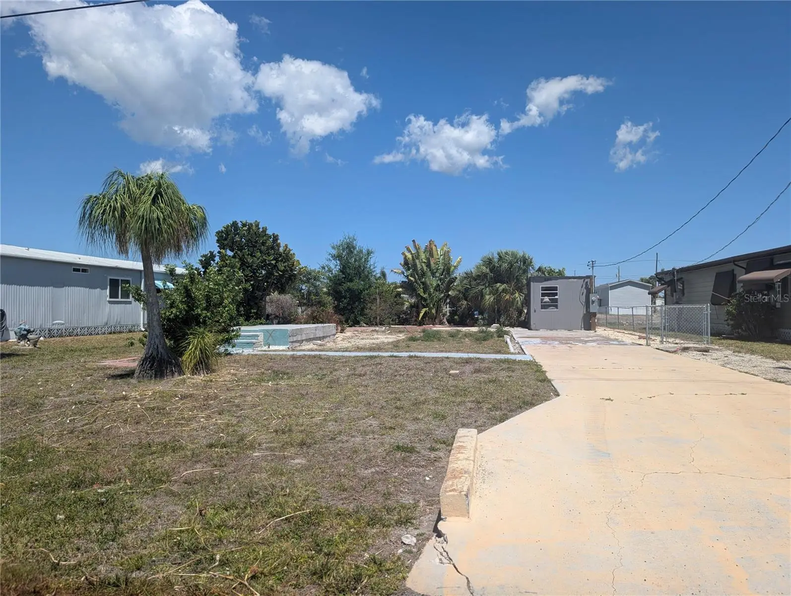 1273 Kingfisher Dr