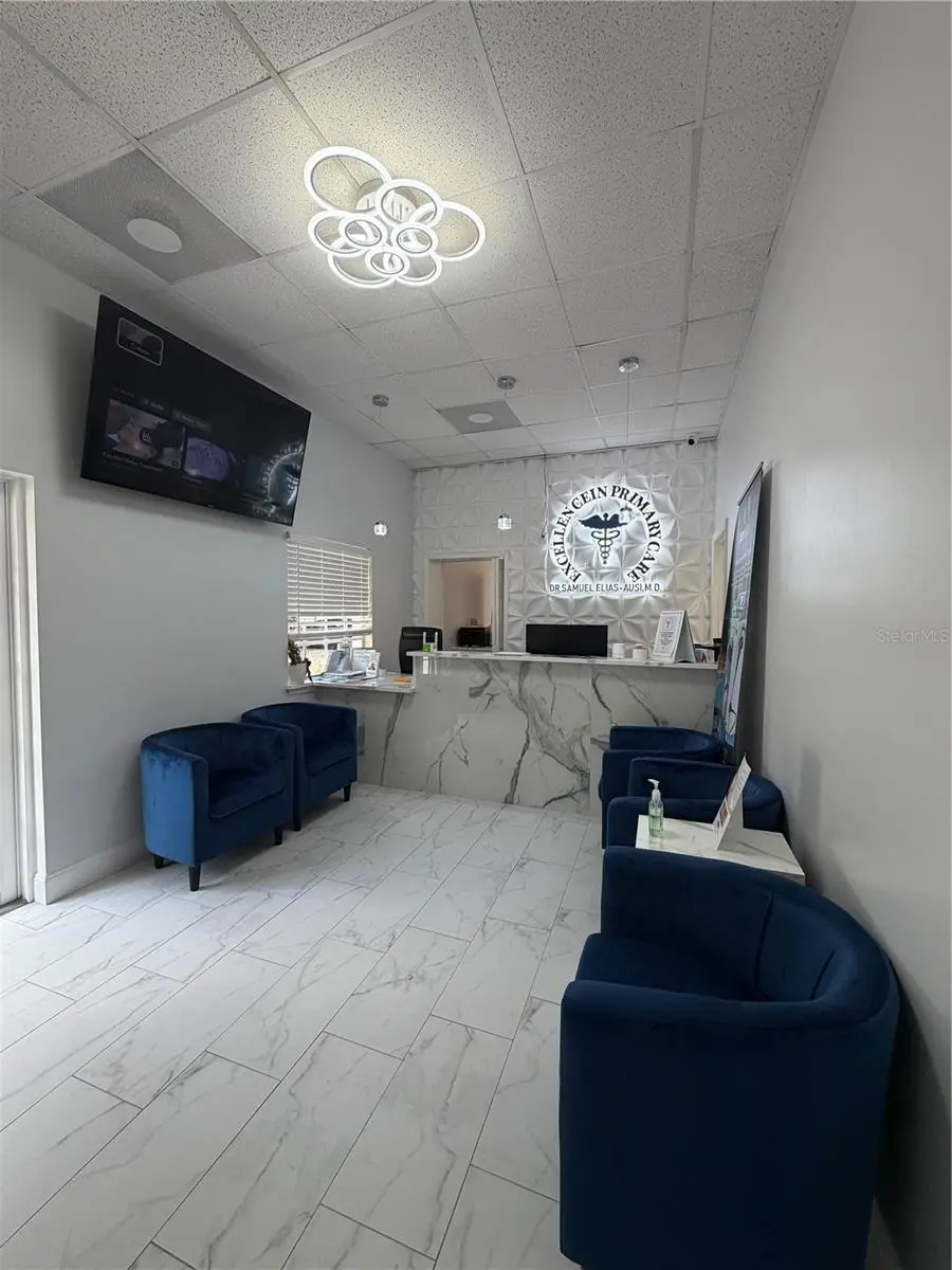 2716 Rew Circle, FL