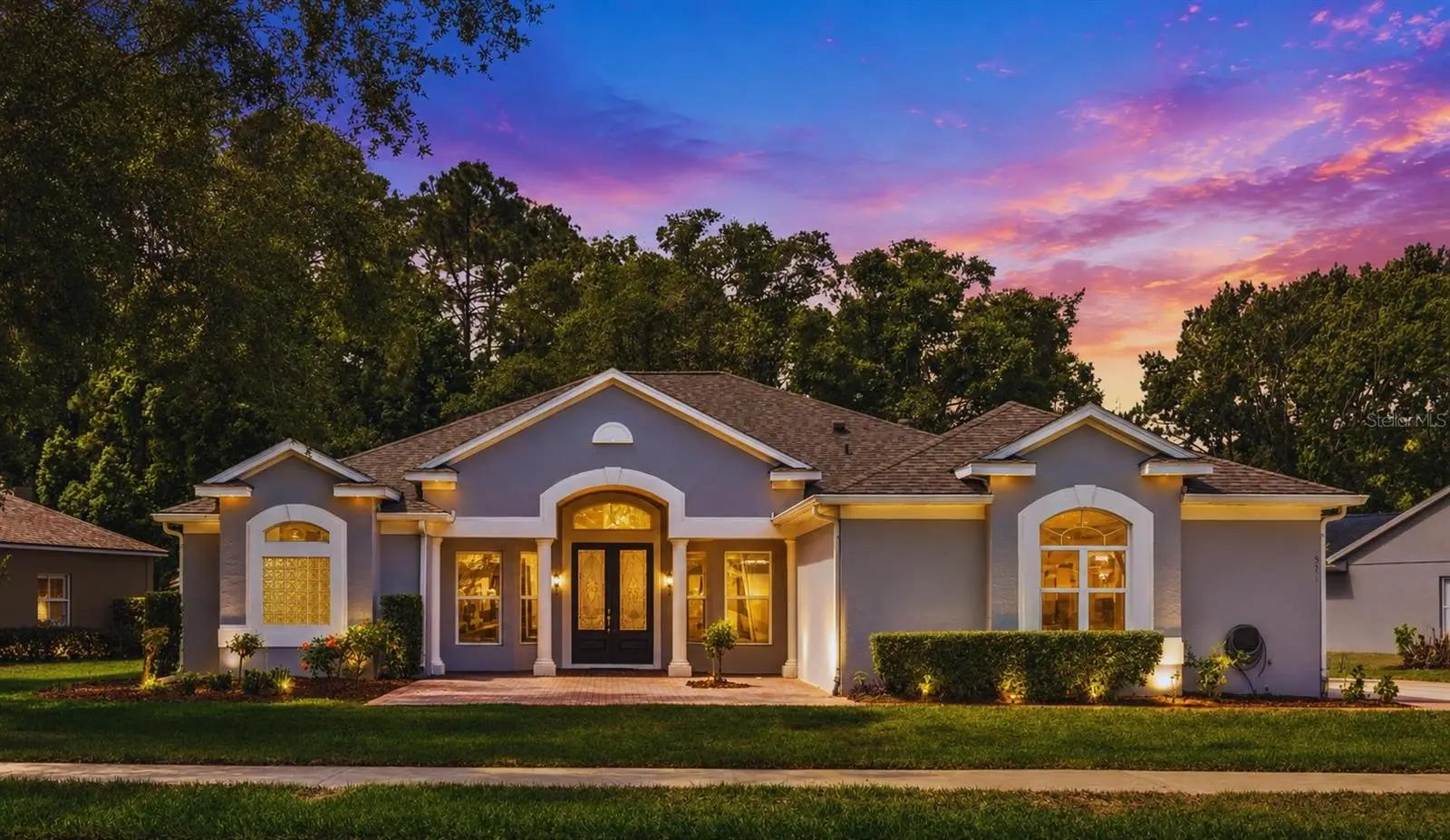 571 Masalo Place, FL