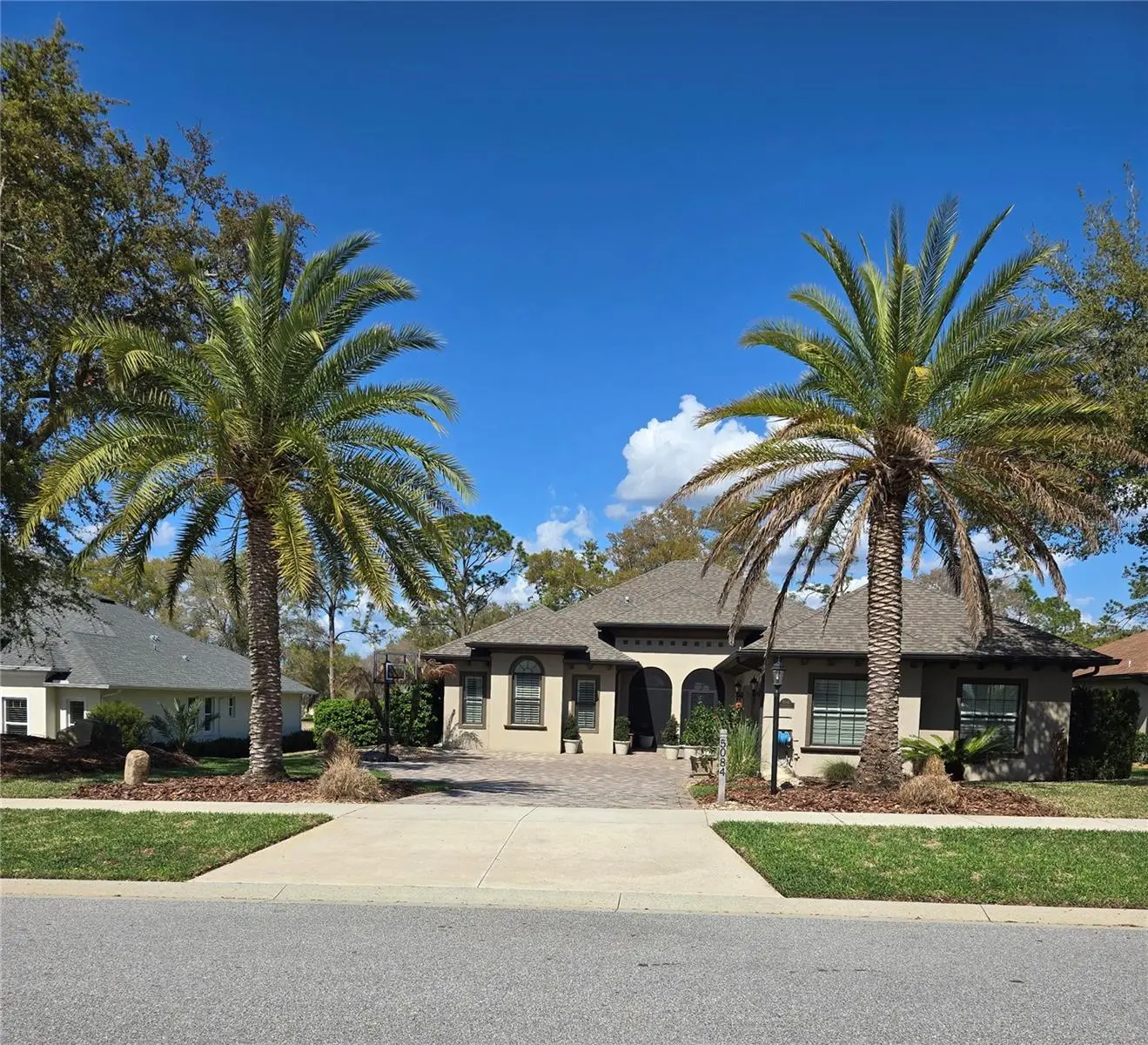 5084 Greens Drive, FL