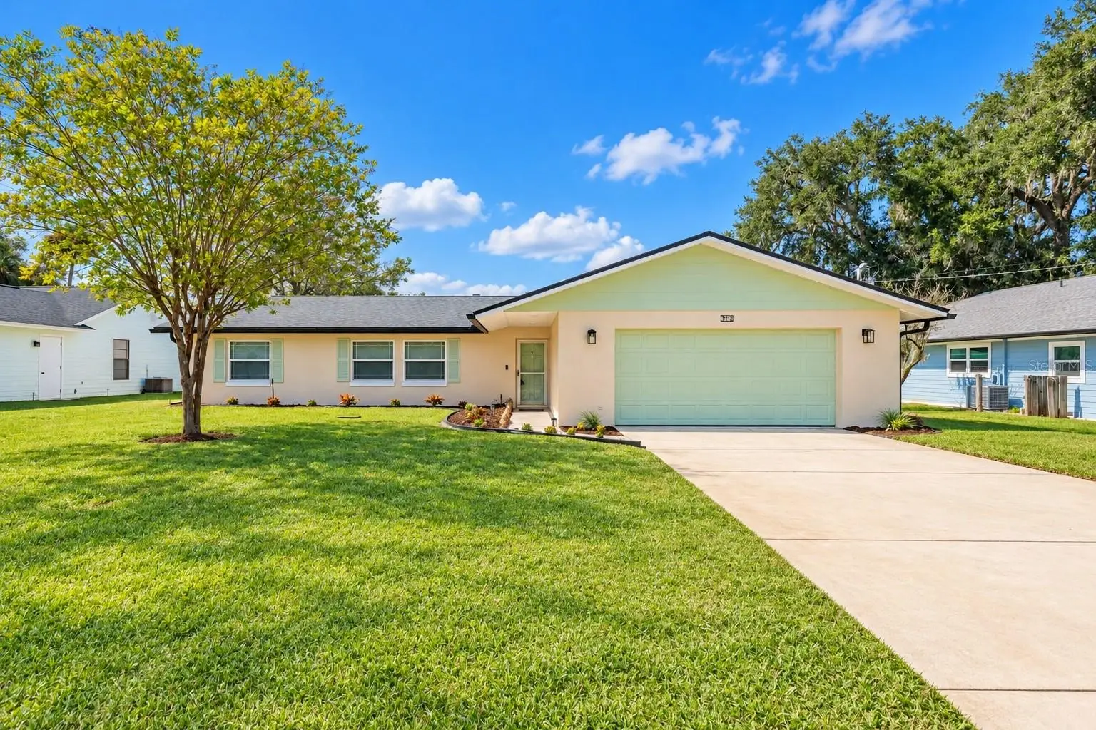 704 Green Road, FL