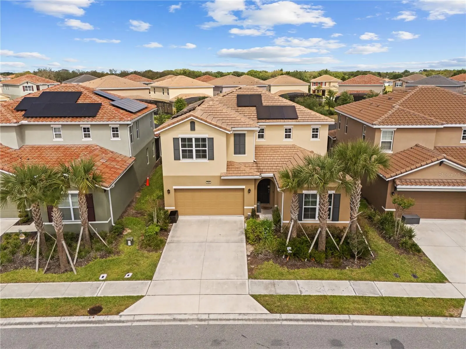 7630 Oakmoss Loop, FL