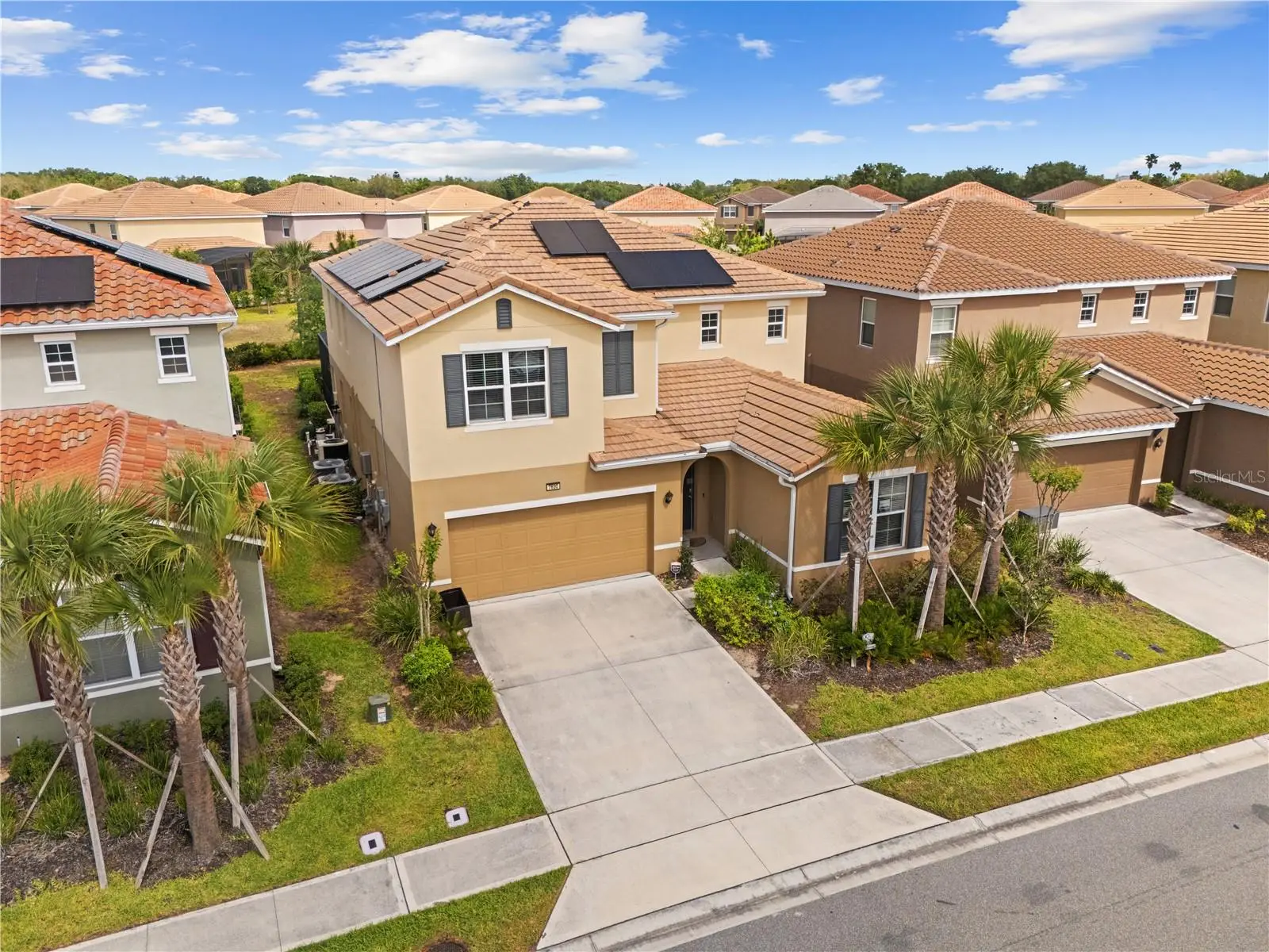 7630 Oakmoss Loop, FL