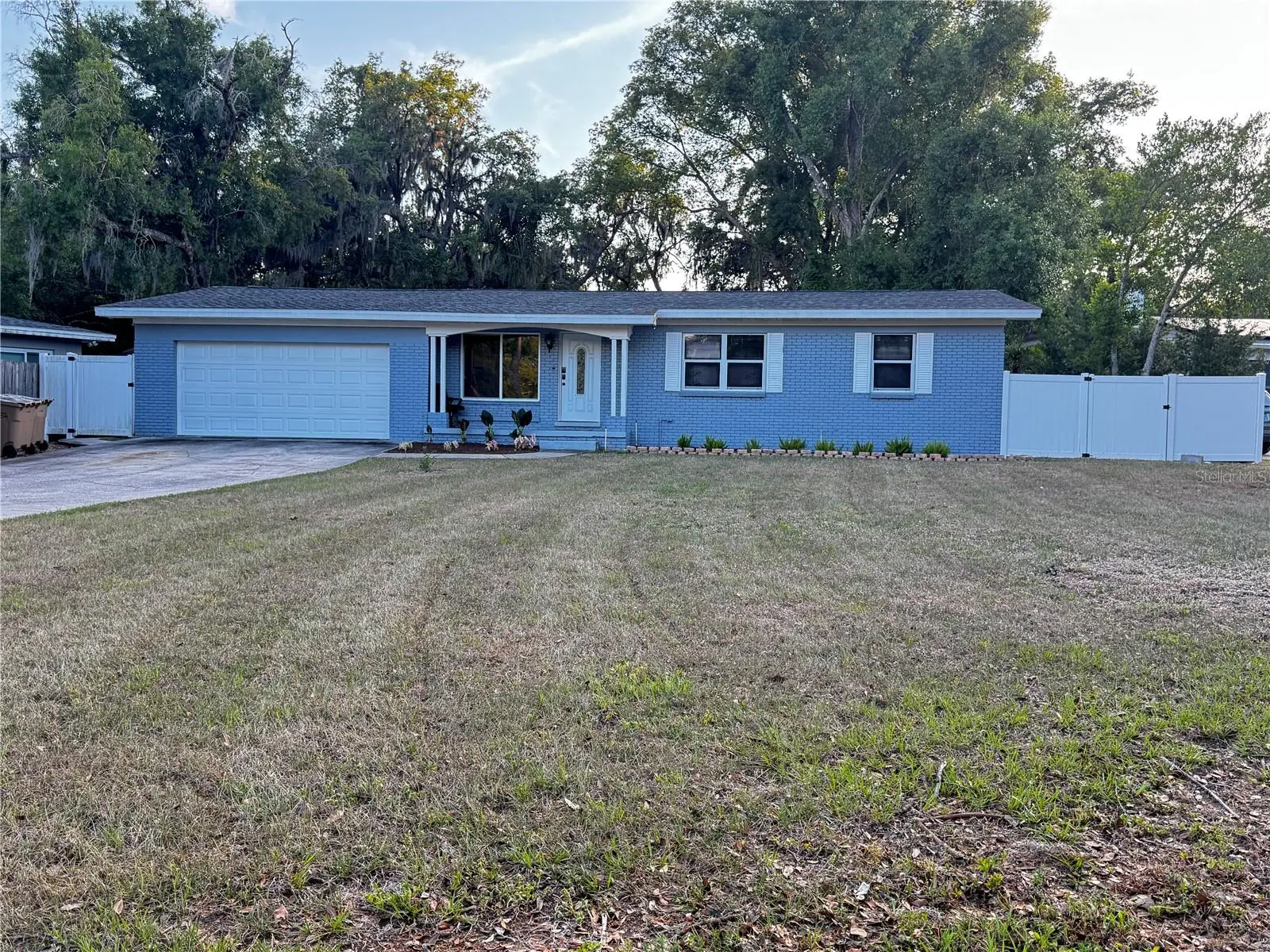309 Belle Claire Place, FL