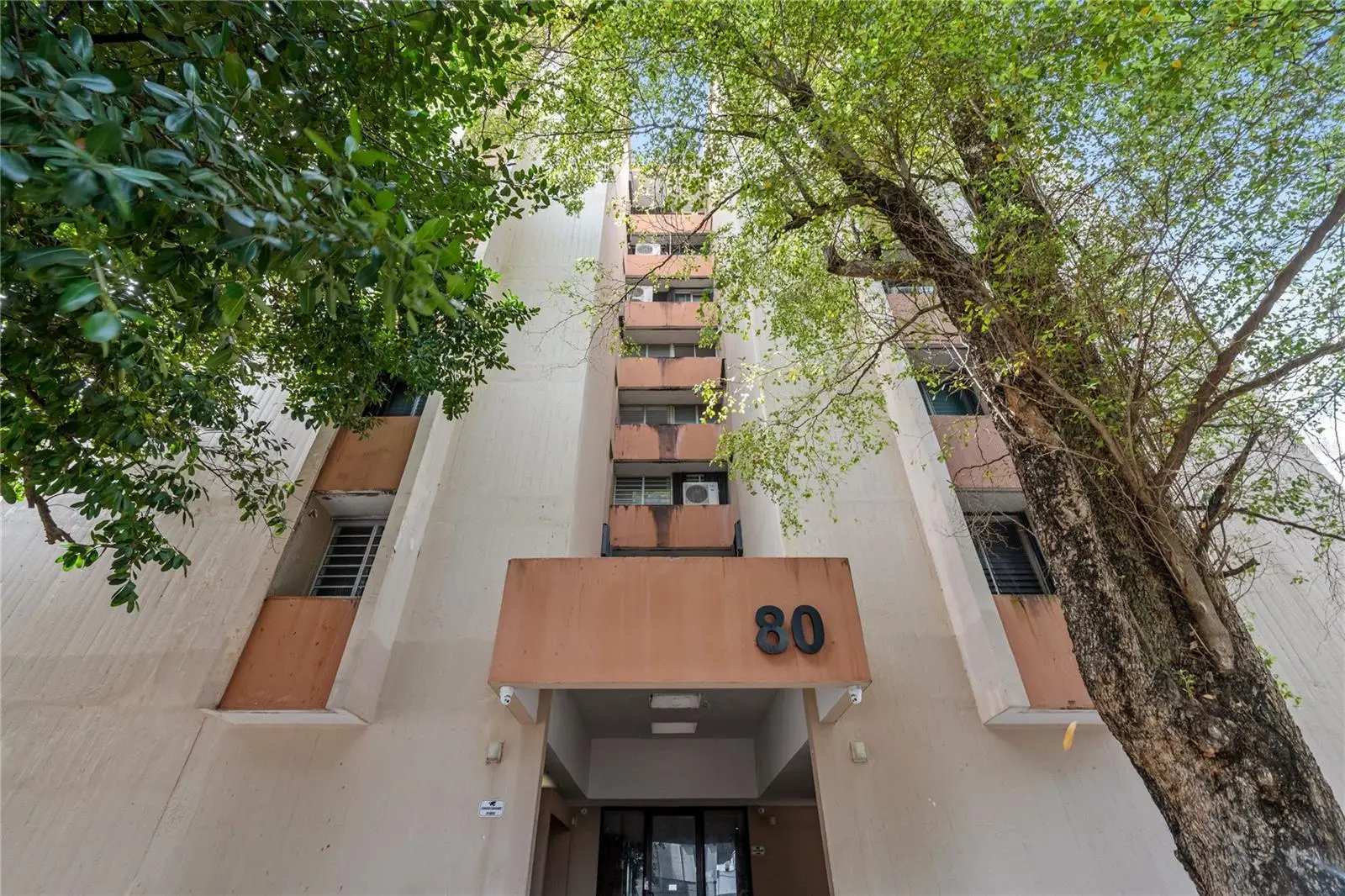 80 Kings Court #501