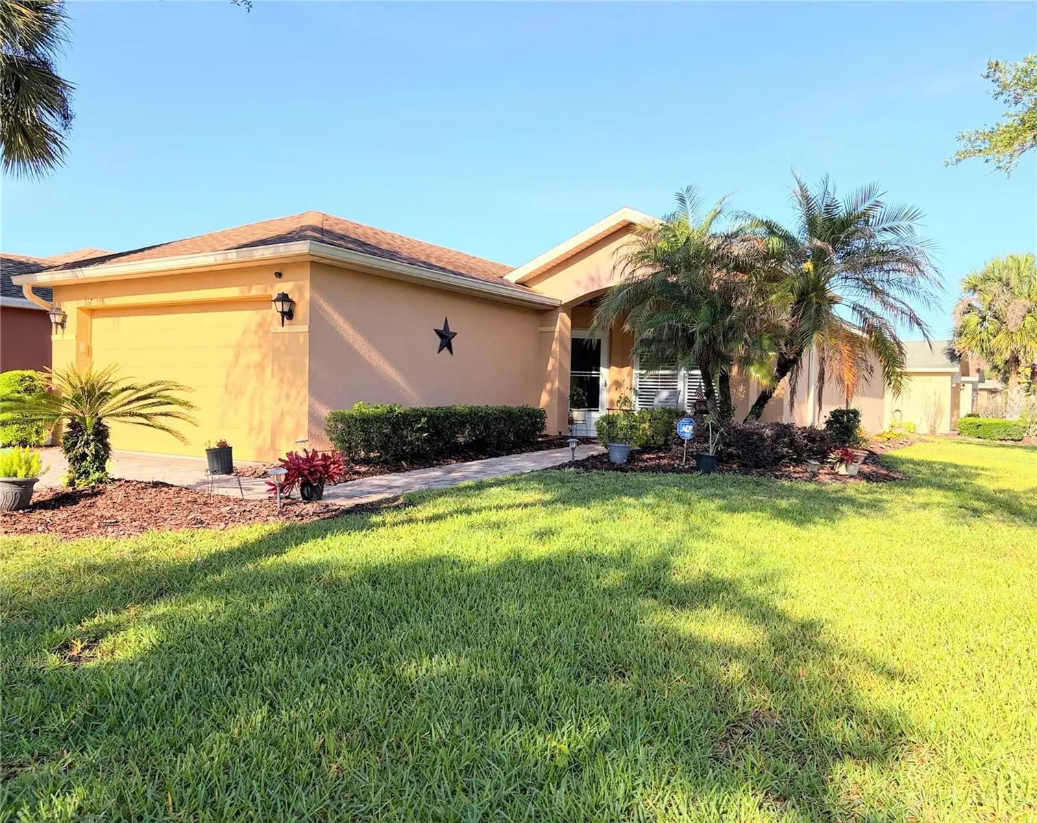 537 Grand Canal Drive, FL