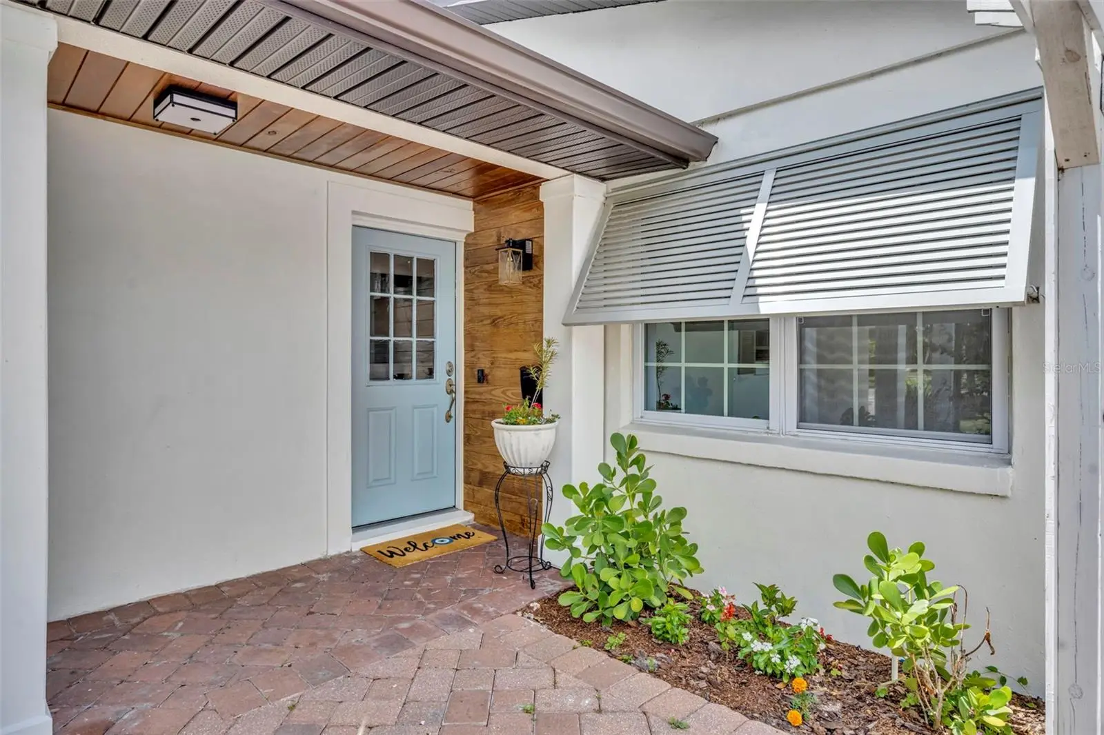 1611 Chestnut Avenue, FL