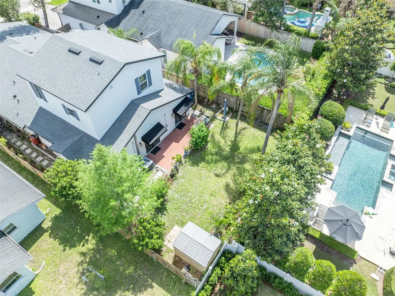 1611 Chestnut Avenue, FL