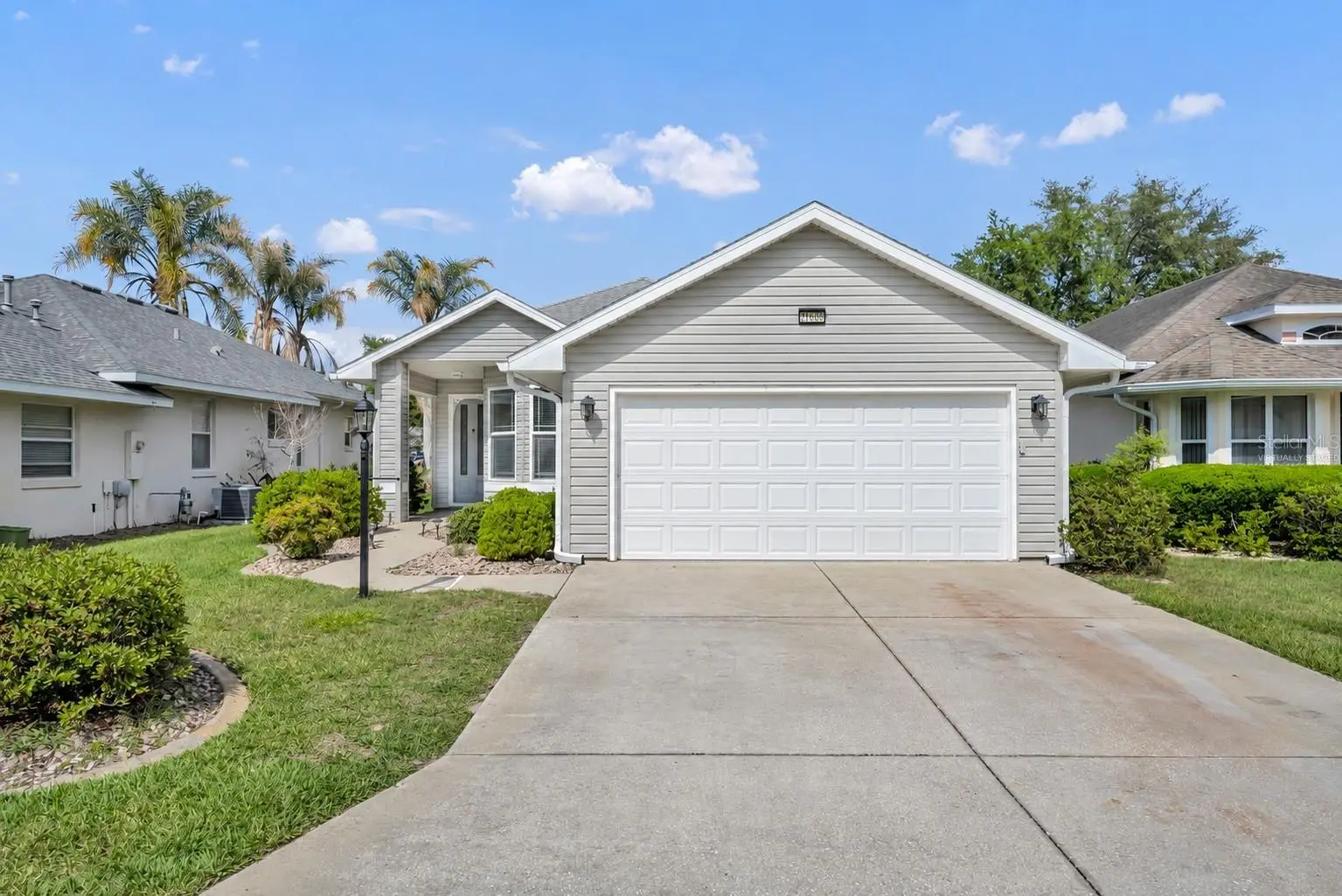 21630 Regency Park Ln, FL