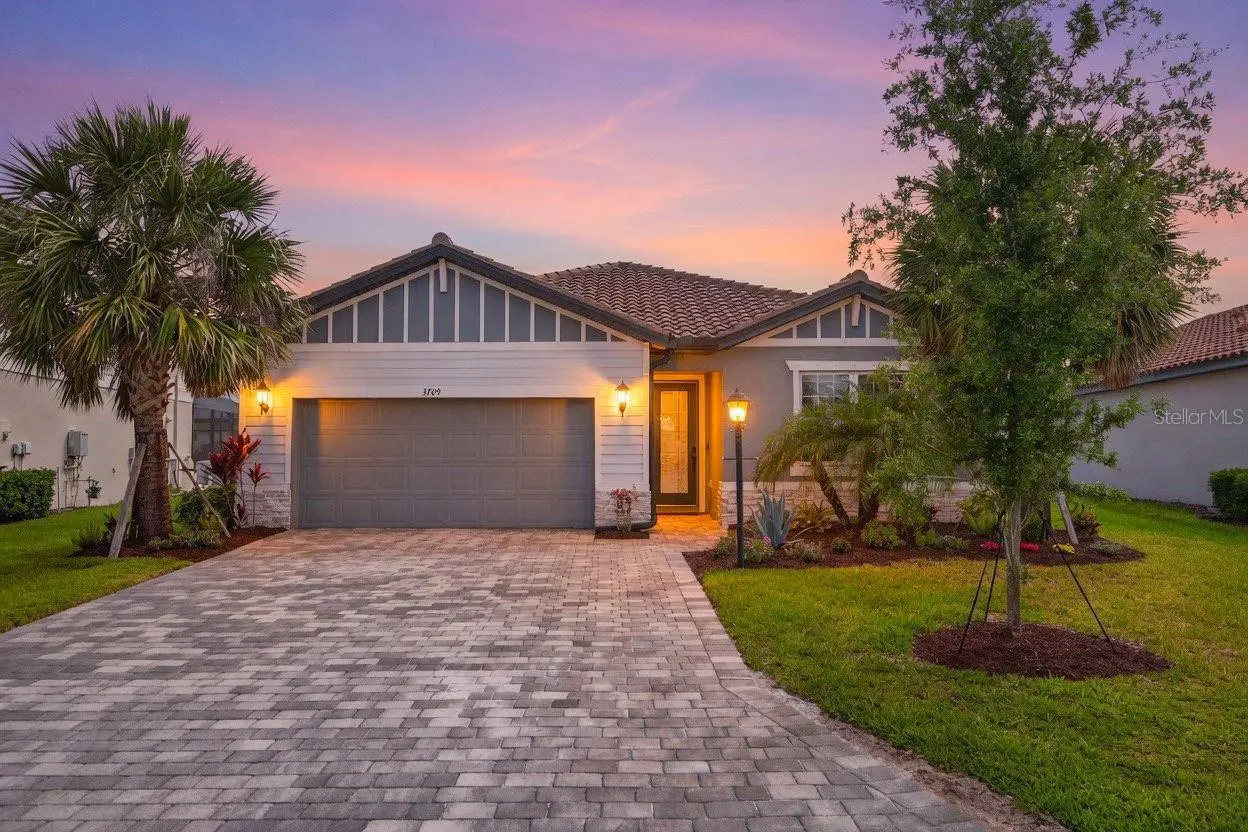 3709 Savanna Palms Court, FL