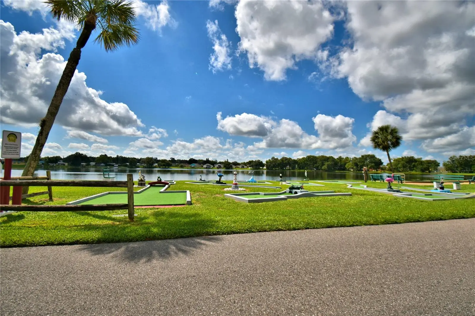 4253 Cedarwood Street, FL