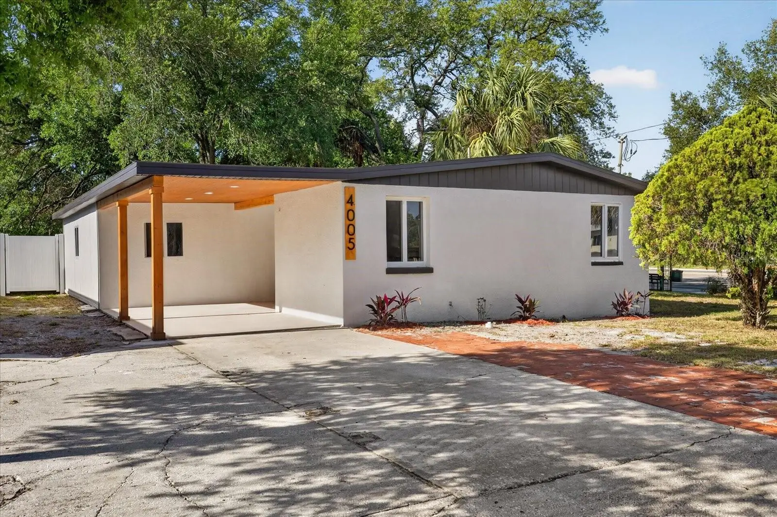 4005 Henry Avenue, FL