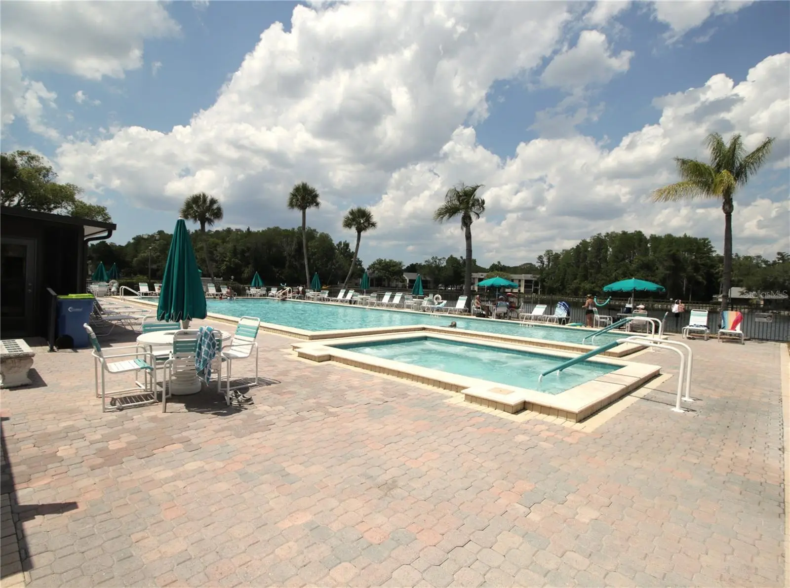 3232 Lake Pine Way, FL