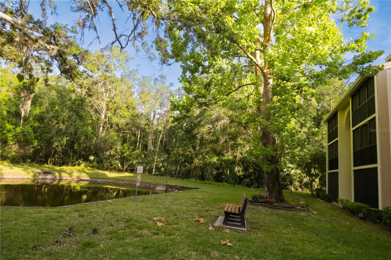 3232 Lake Pine Way, FL