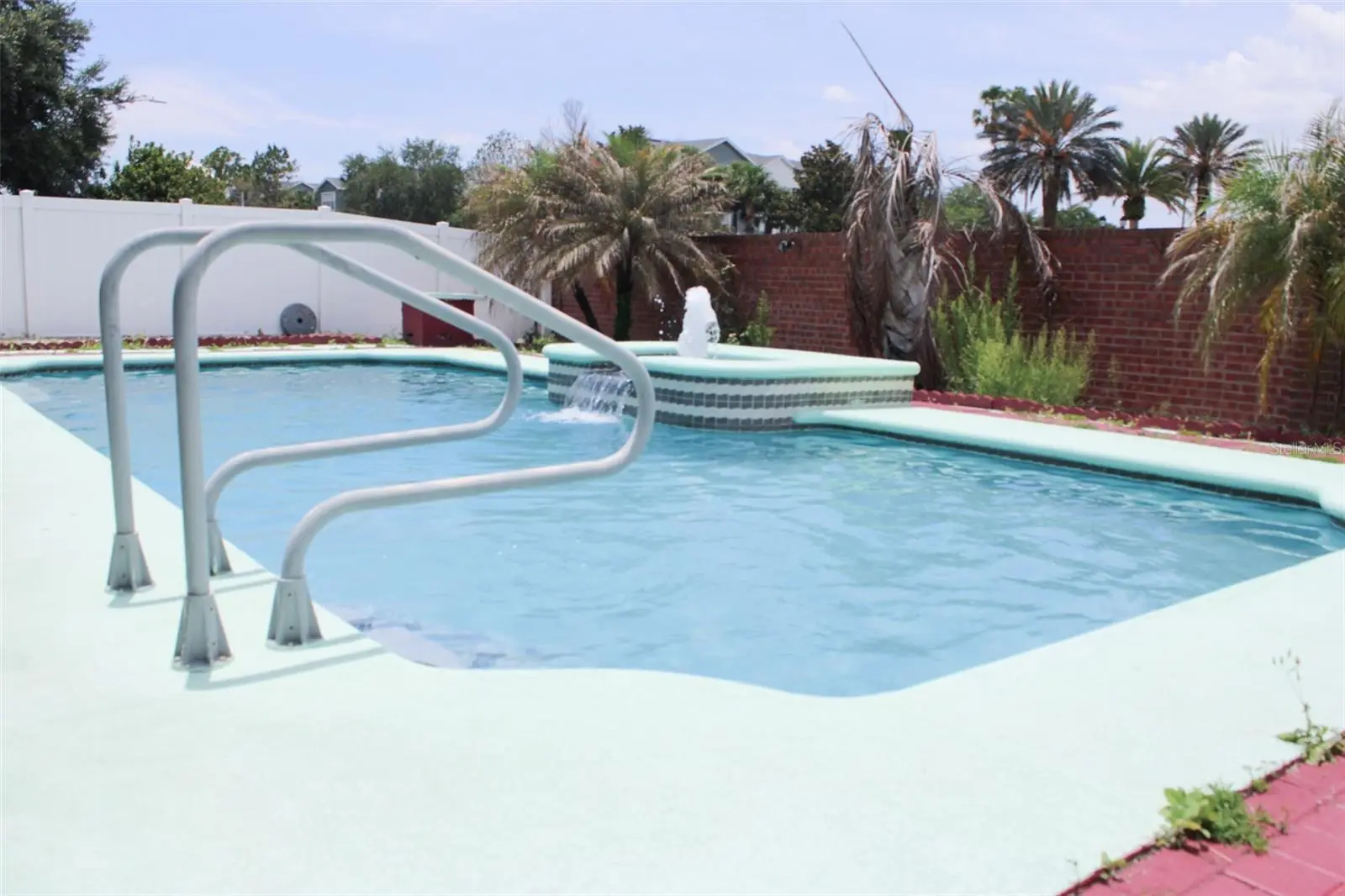 1338 Blackwater Pond Drive, FL