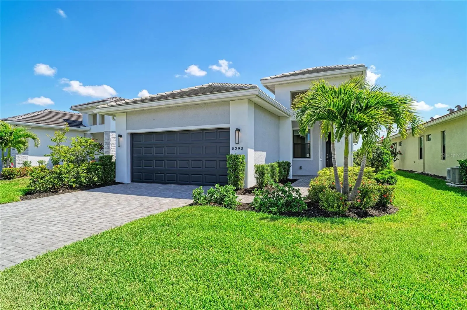5290 Barnett Circle, FL