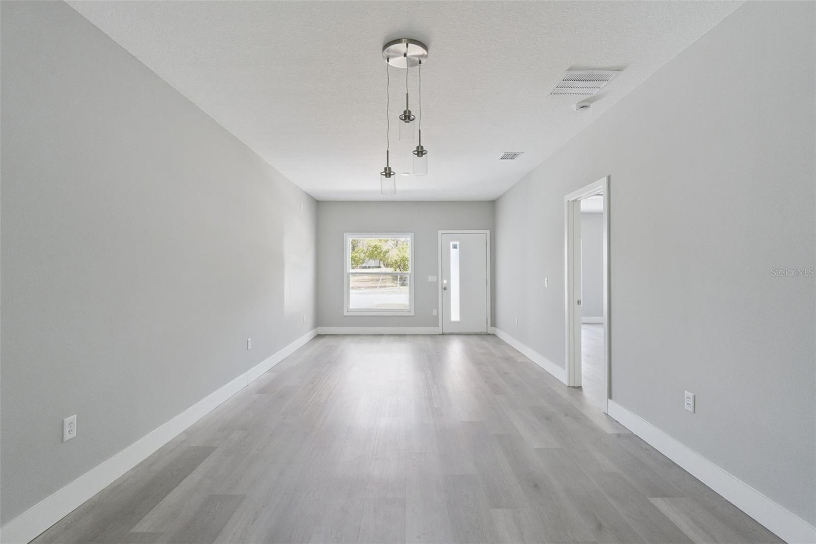 397 North Boulevard, FL