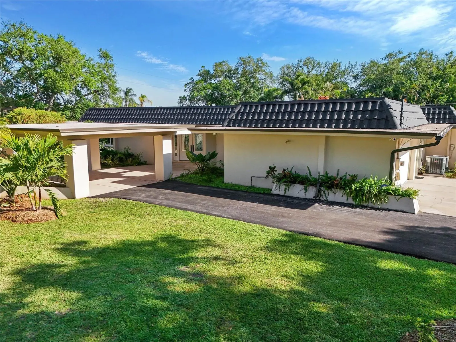 1875 Belleair Road, FL