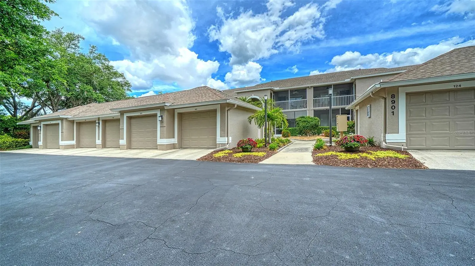 8901 Veranda Way, FL