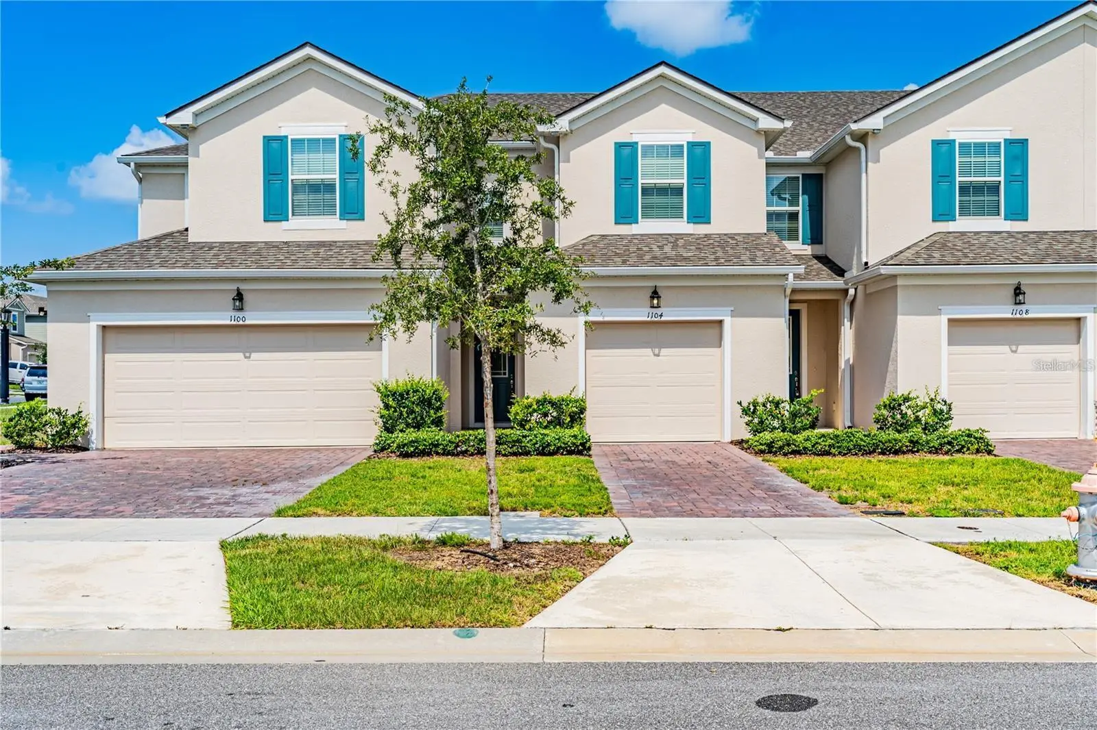 1104 Lakeshore Breeze Place, FL