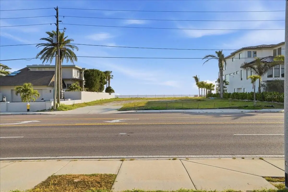 16007 Gulf Boulevard, FL