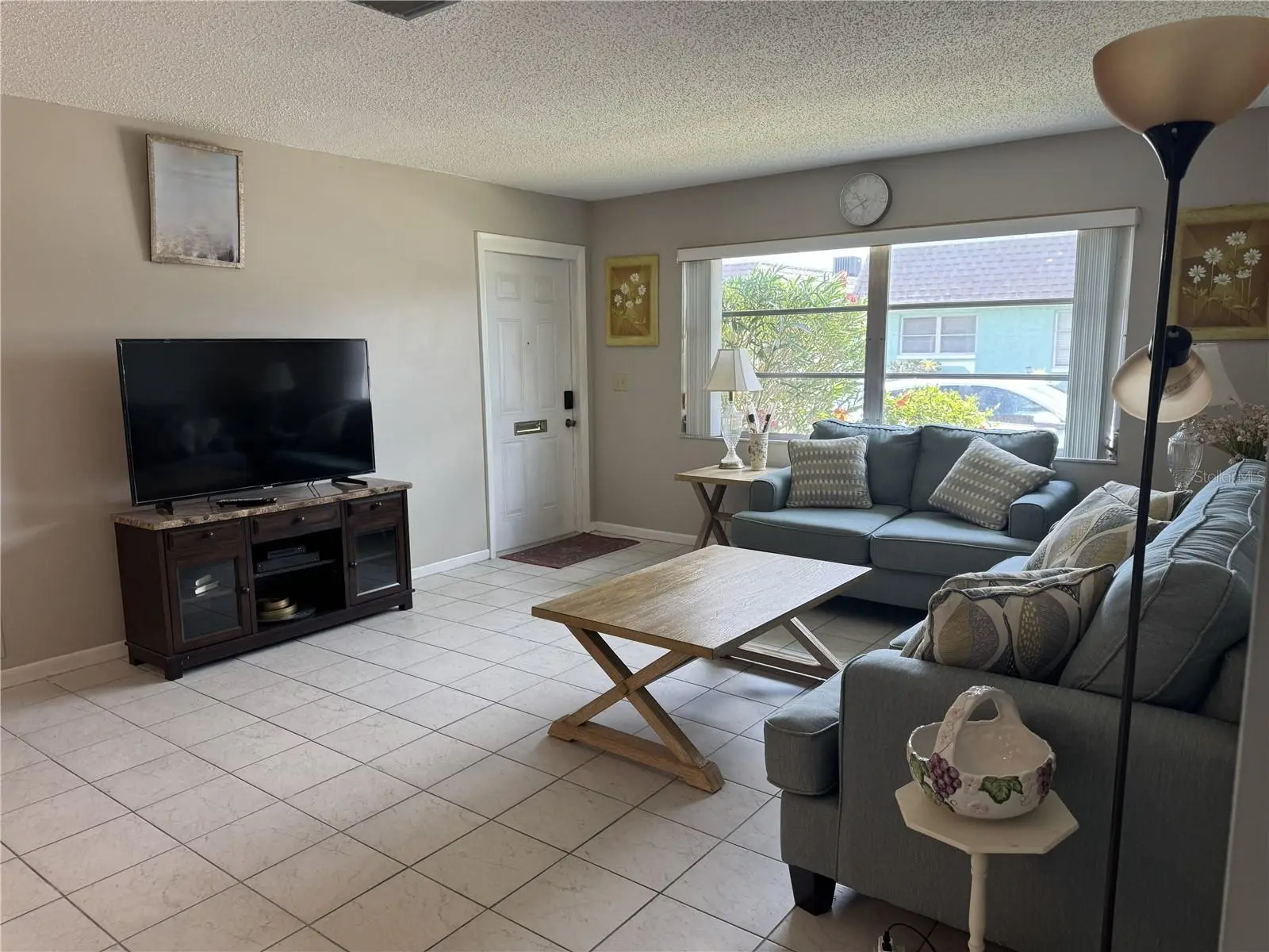 7007 Versailles, FL