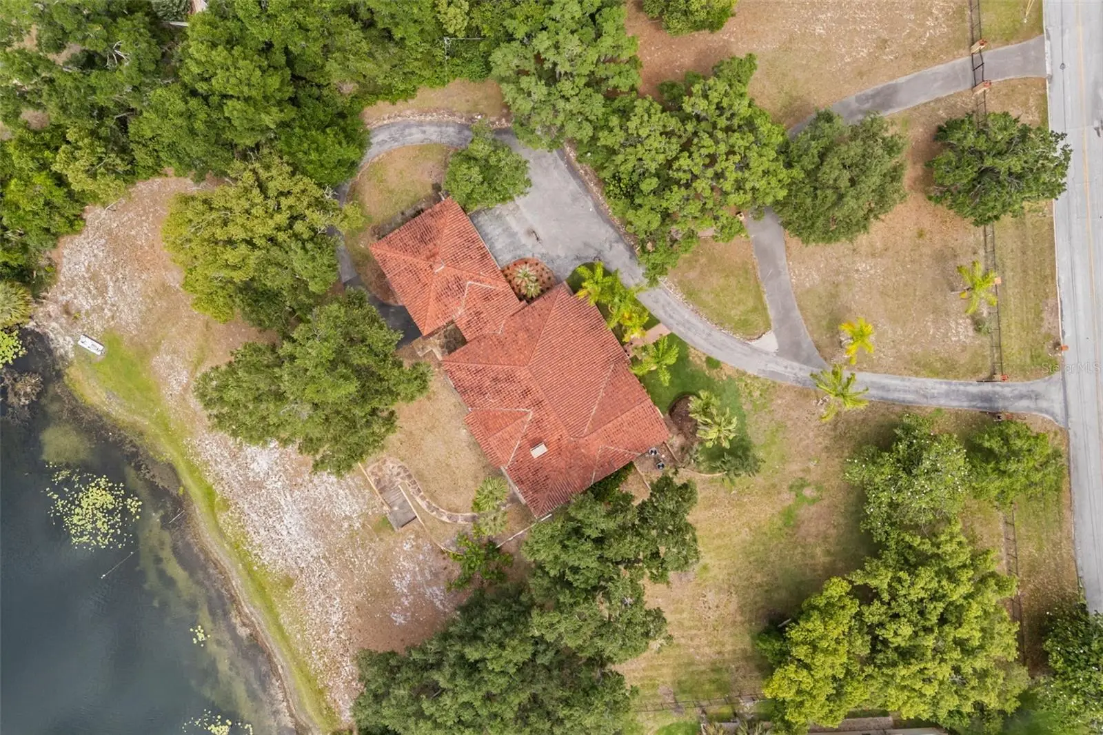 1909 Country Club Drive, FL