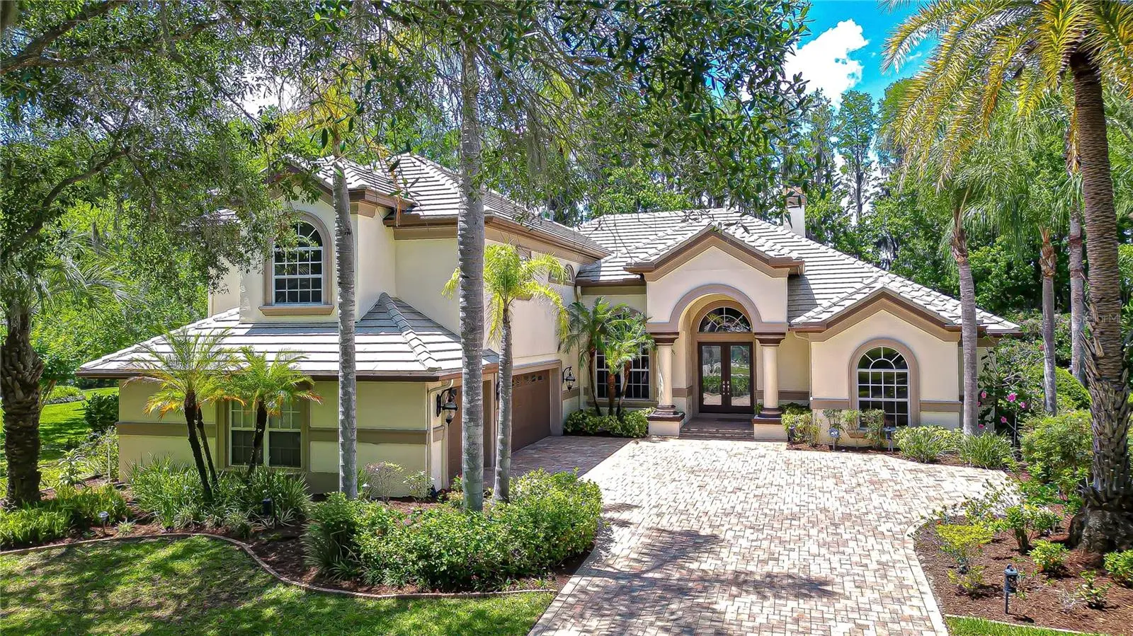 20915 Lake Vienna Drive, FL